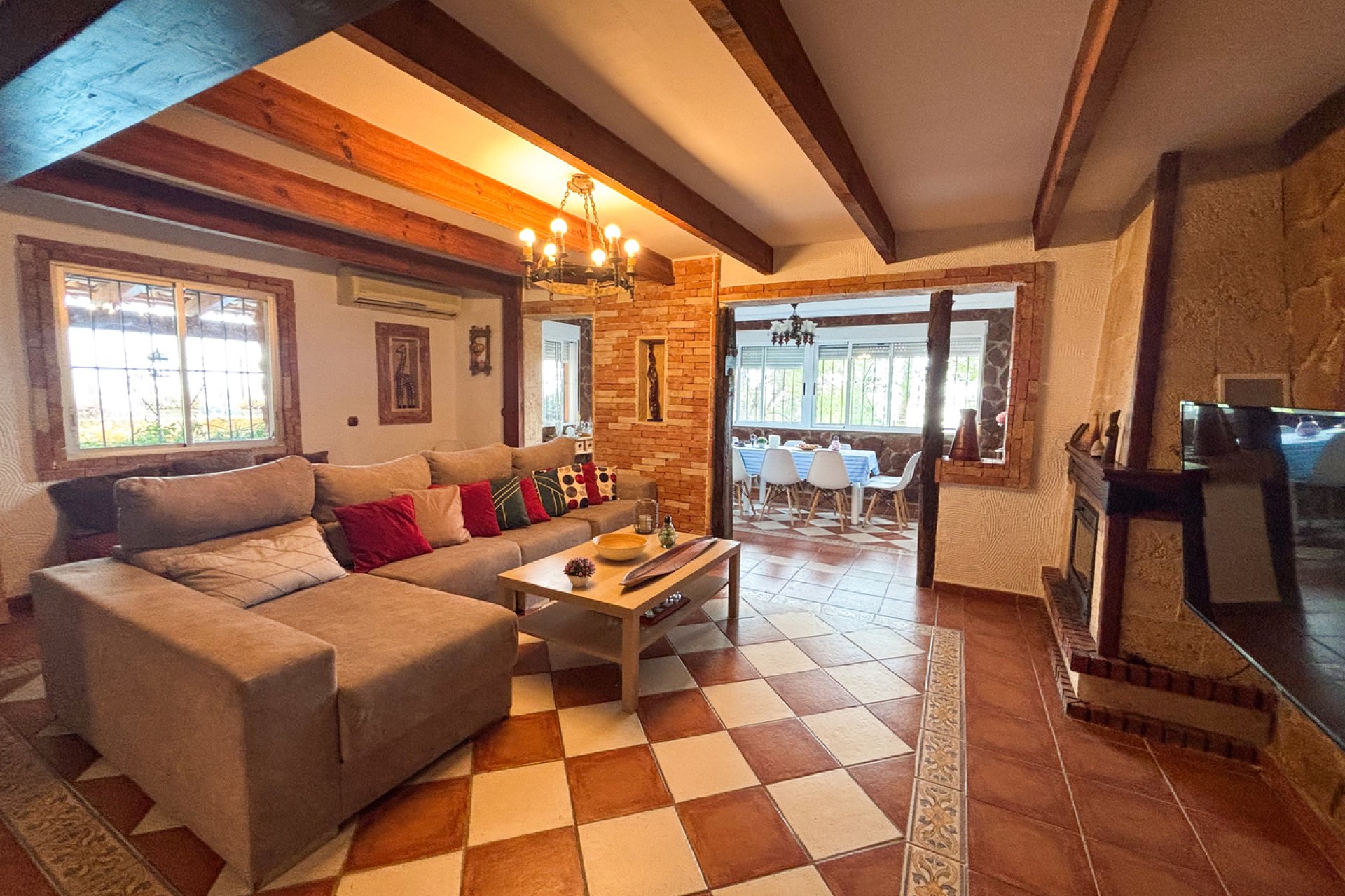 Revente - Villa -
Jacarilla - Inland