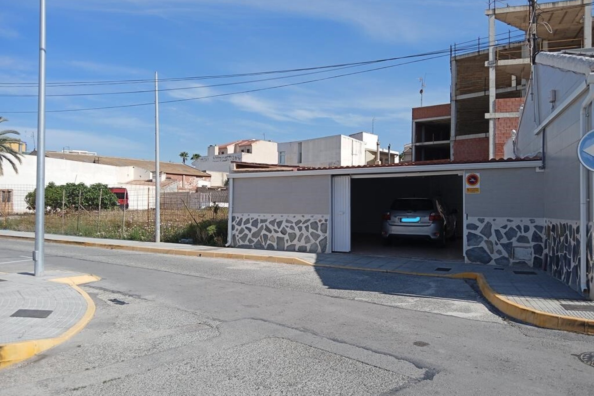 Revente - Villa / Jumelée -
Los Montesinos - PUEBLO CENTRO