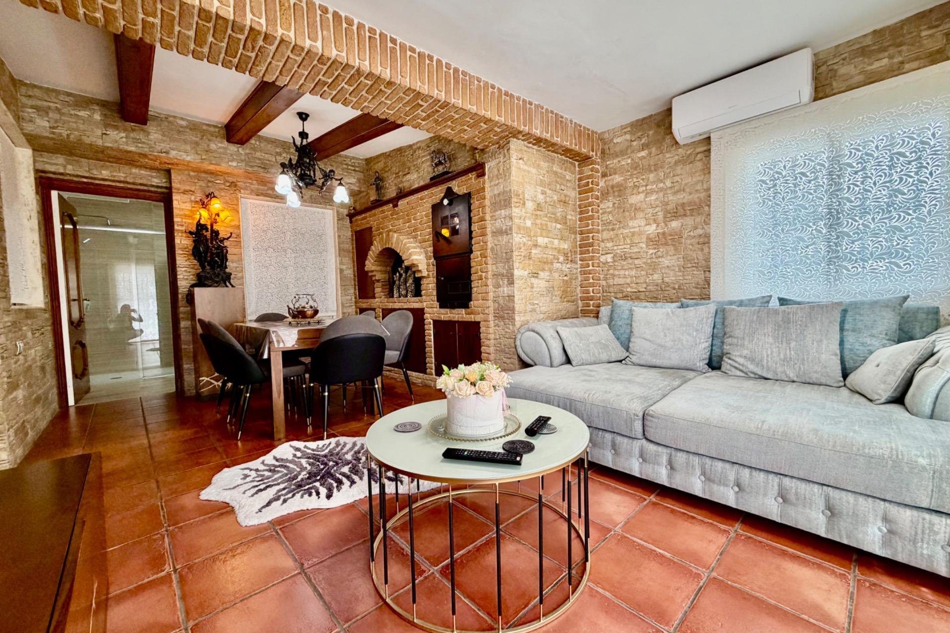 Revente - Villa / Jumelée -
Orihuela Costa - La Zenia