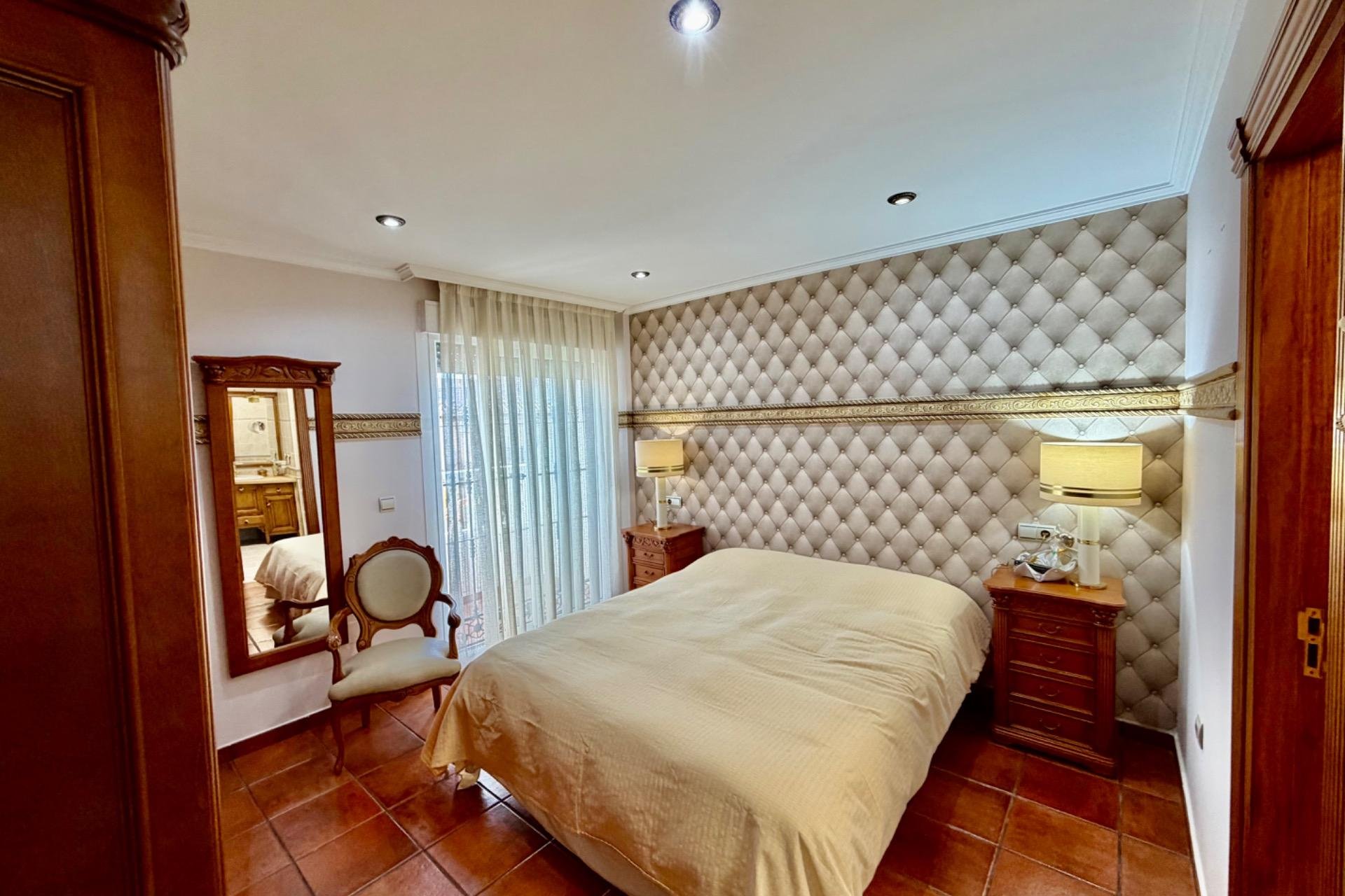 Revente - Villa / Jumelée -
Orihuela Costa - La Zenia