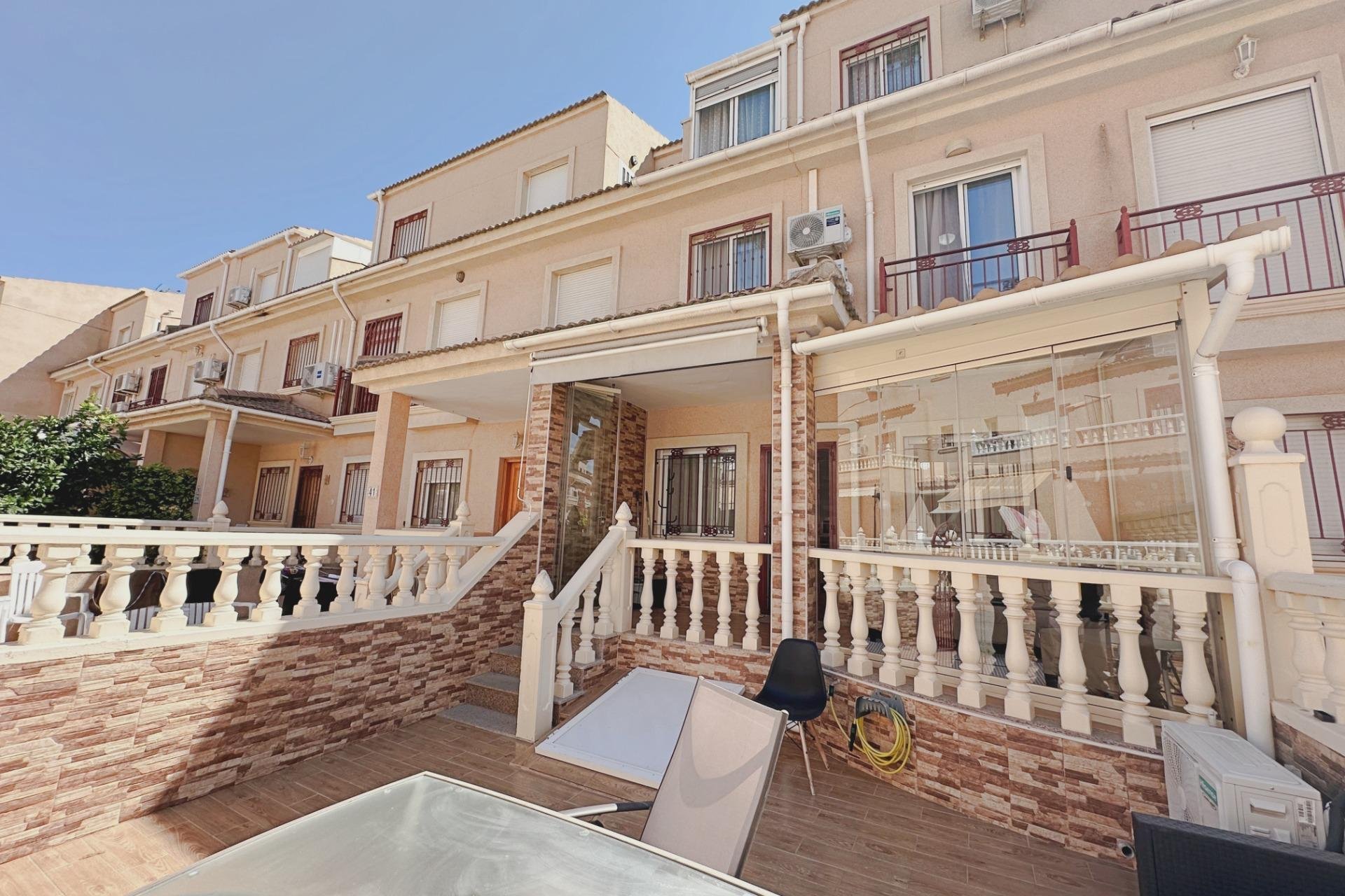 Revente - Villa / Jumelée -
Orihuela Costa - La Zenia