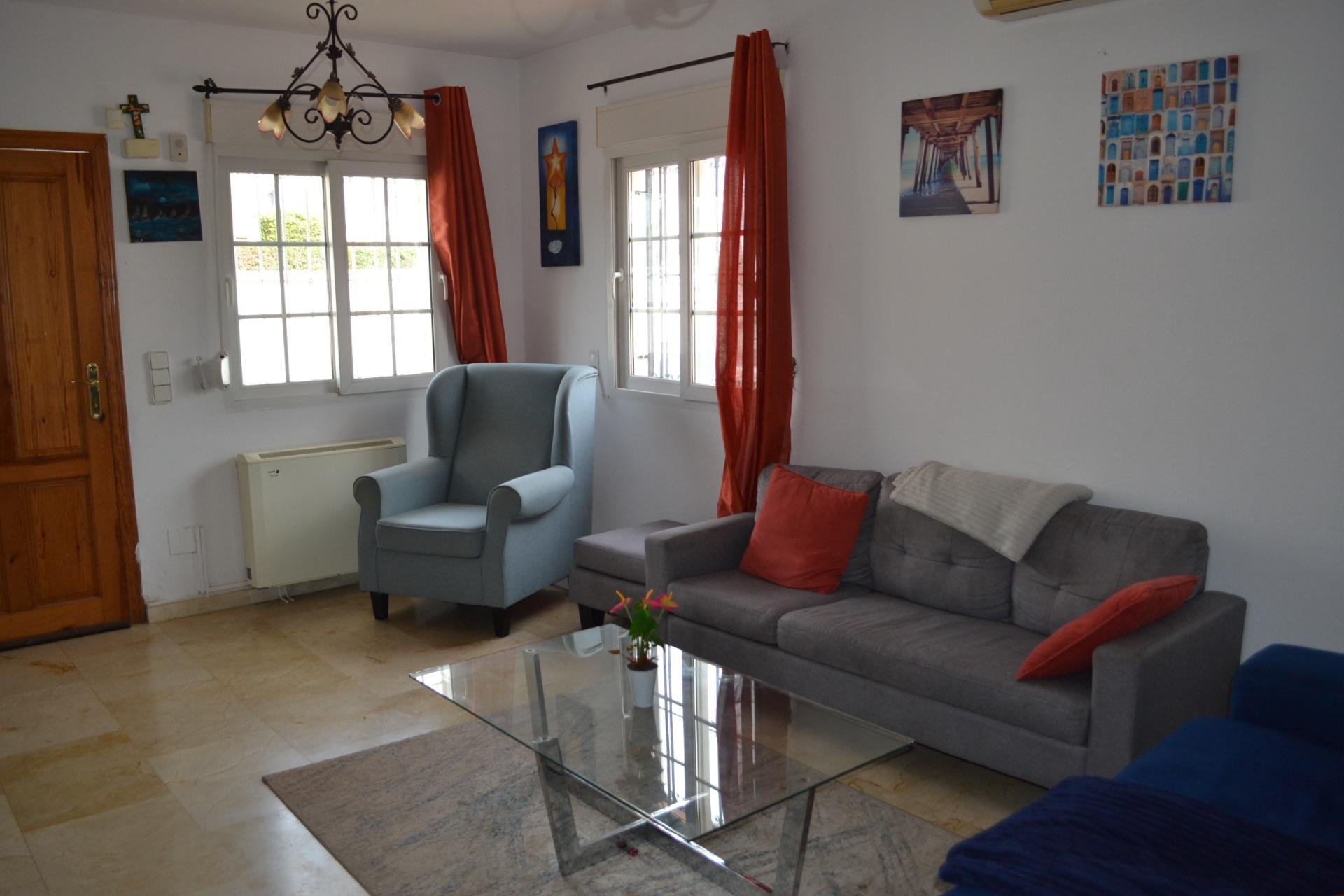 Revente - Villa / Jumelée -
Orihuela Costa - La Zenia