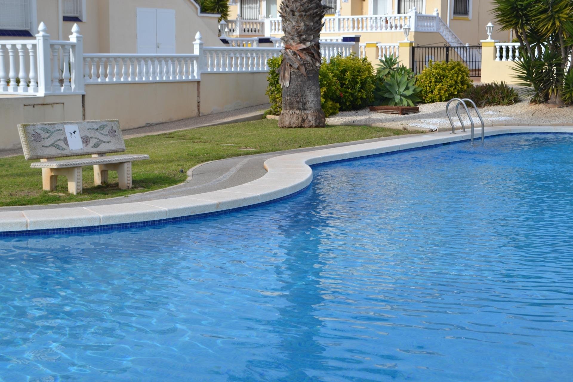 Revente - Villa / Jumelée -
Orihuela Costa - La Zenia