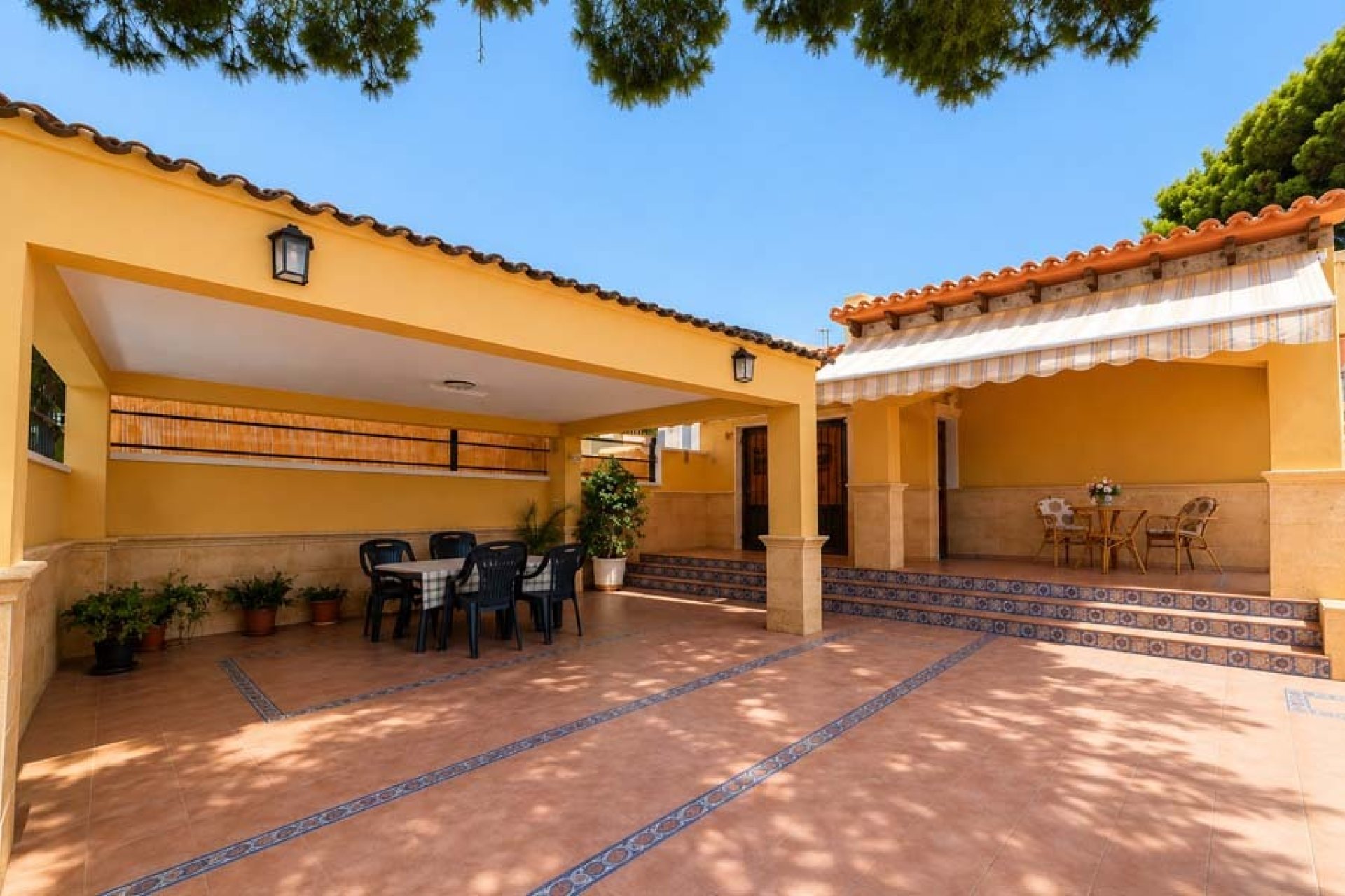 Revente - Villa / Jumelée -
Orihuela Costa - Punta Prima