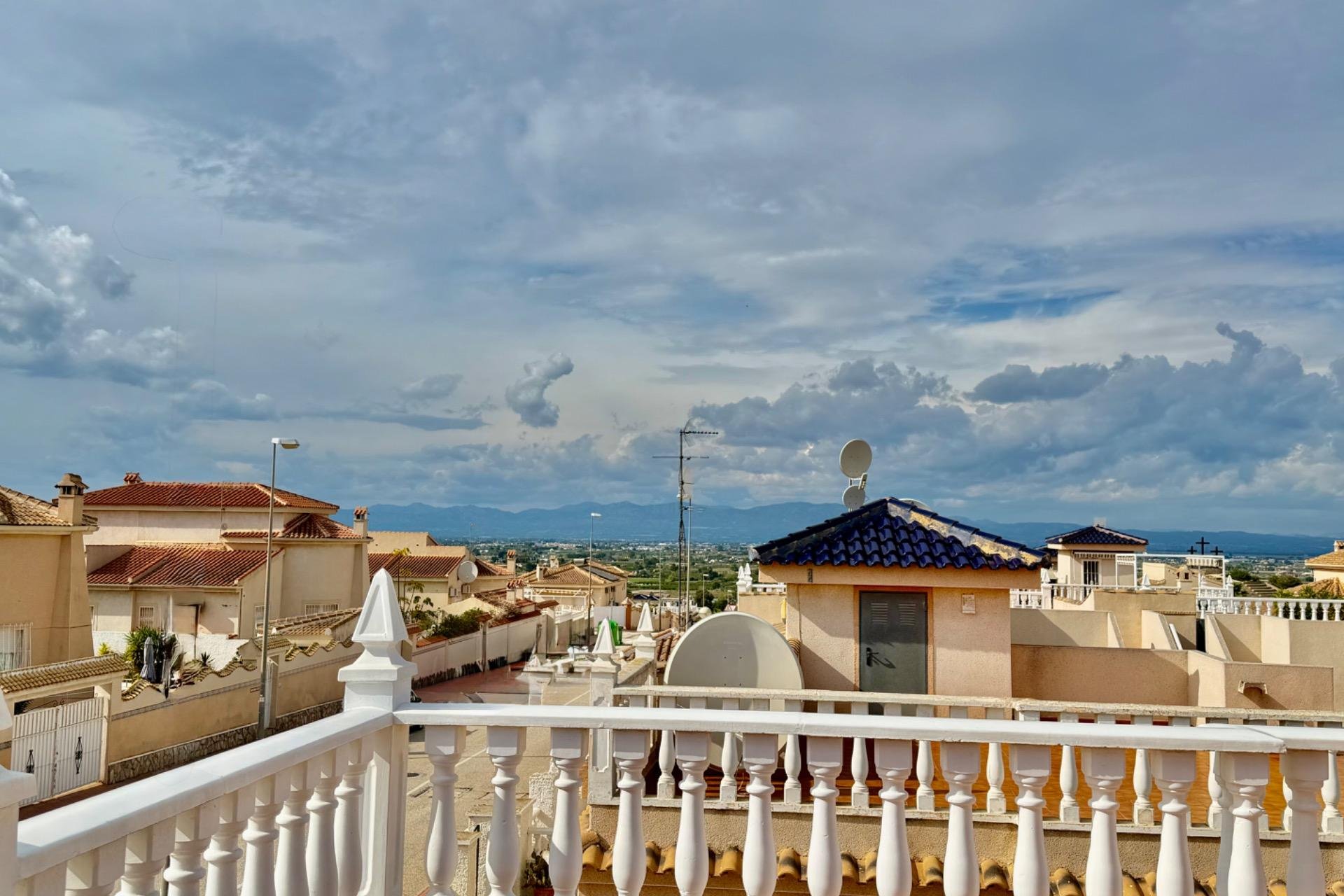 Revente - Villa / Jumelée -
Rojales - Pueblo