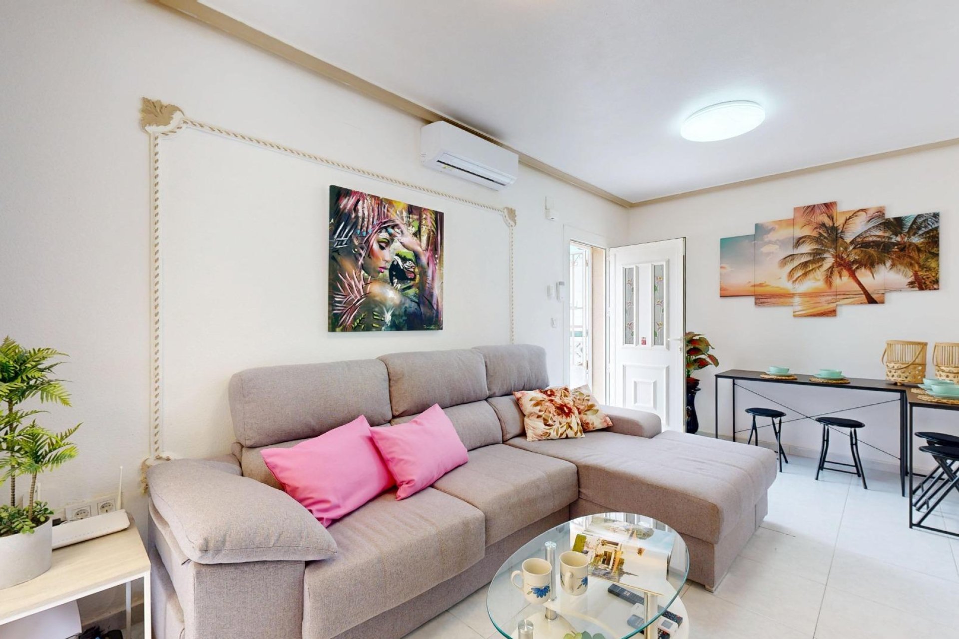 Revente - Villa / Jumelée -
San Miguel de Salinas - 03193