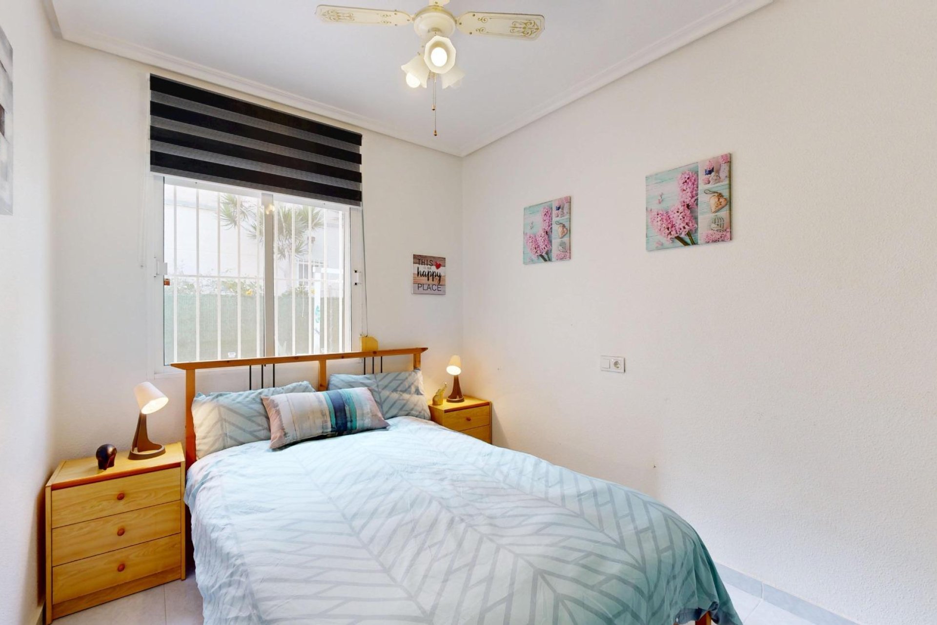 Revente - Villa / Jumelée -
San Miguel de Salinas - 03193