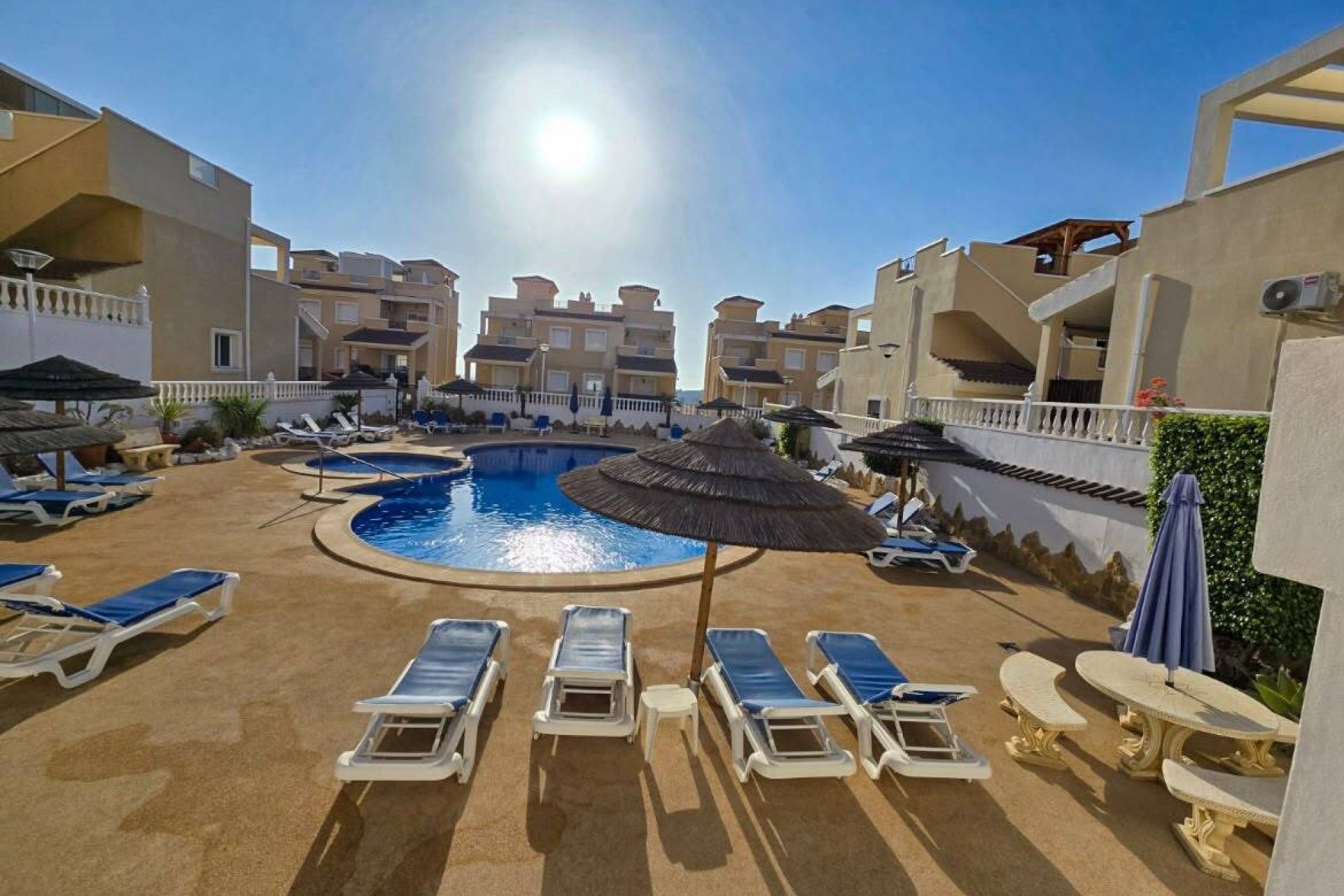 Revente - Villa / Jumelée -
San Miguel de Salinas - Costa Blanca