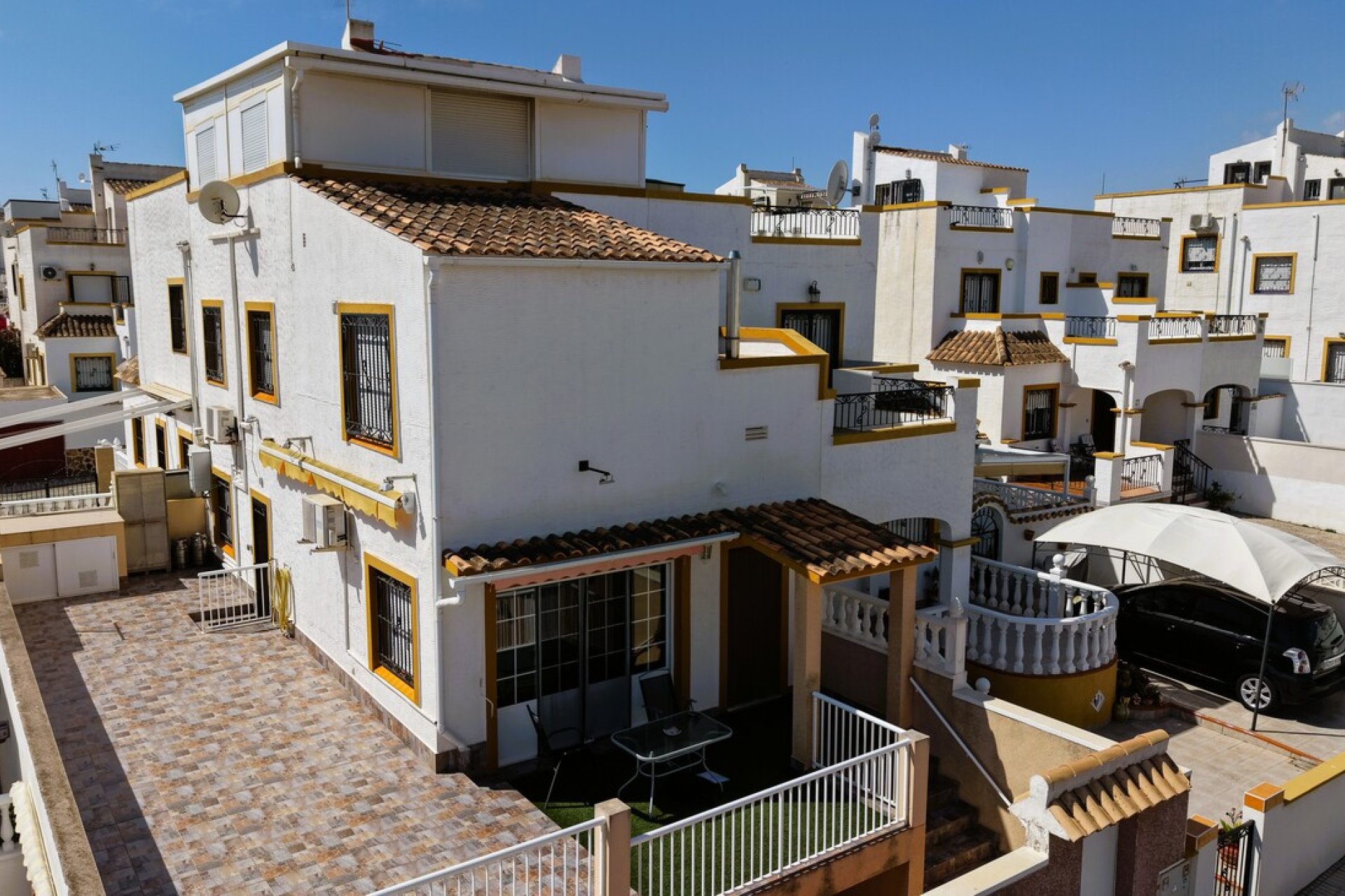 Revente - Villa / Jumelée -
Torrevieja - Costa Blanca