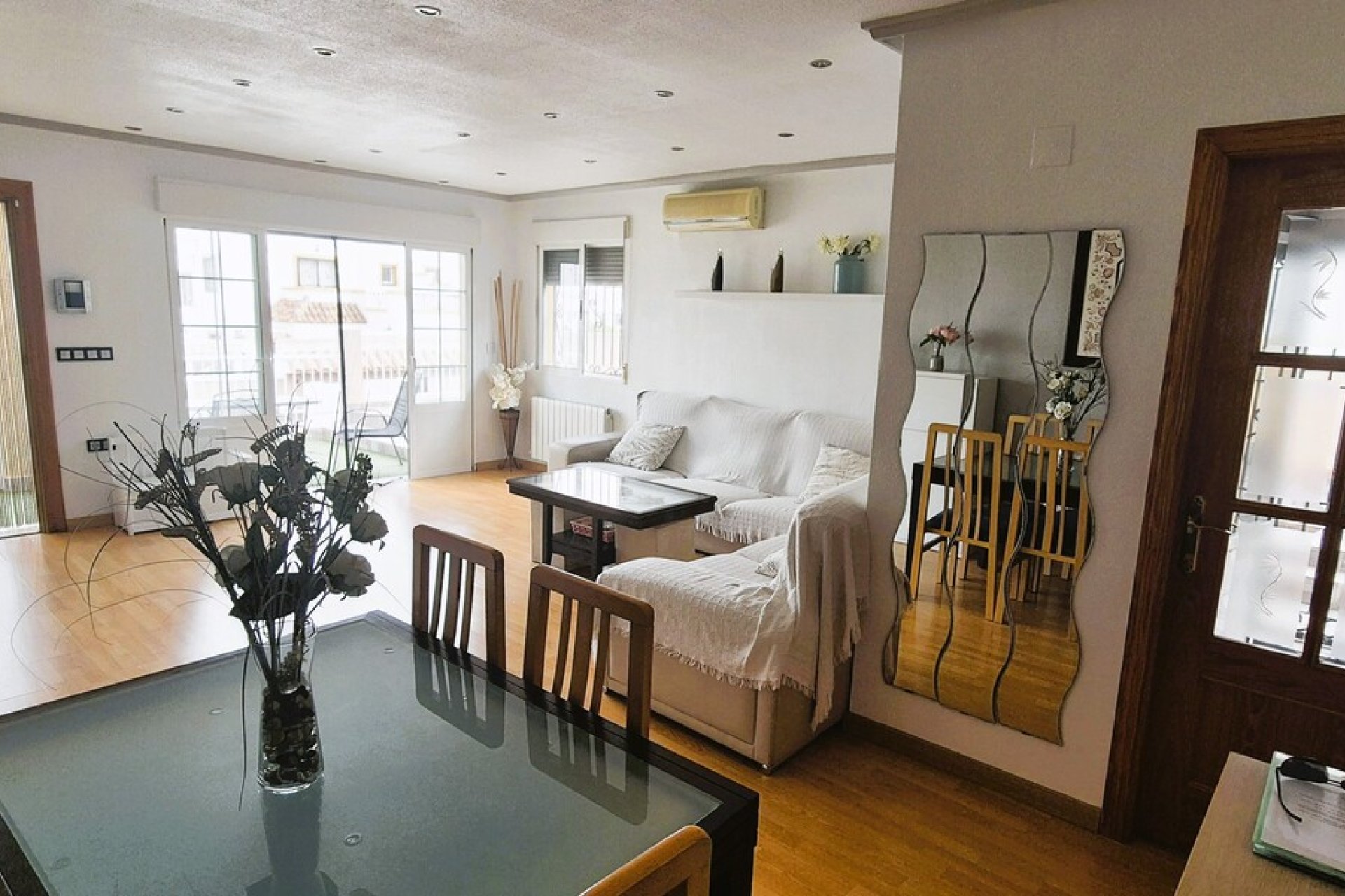 Revente - Villa / Jumelée -
Torrevieja - Costa Blanca