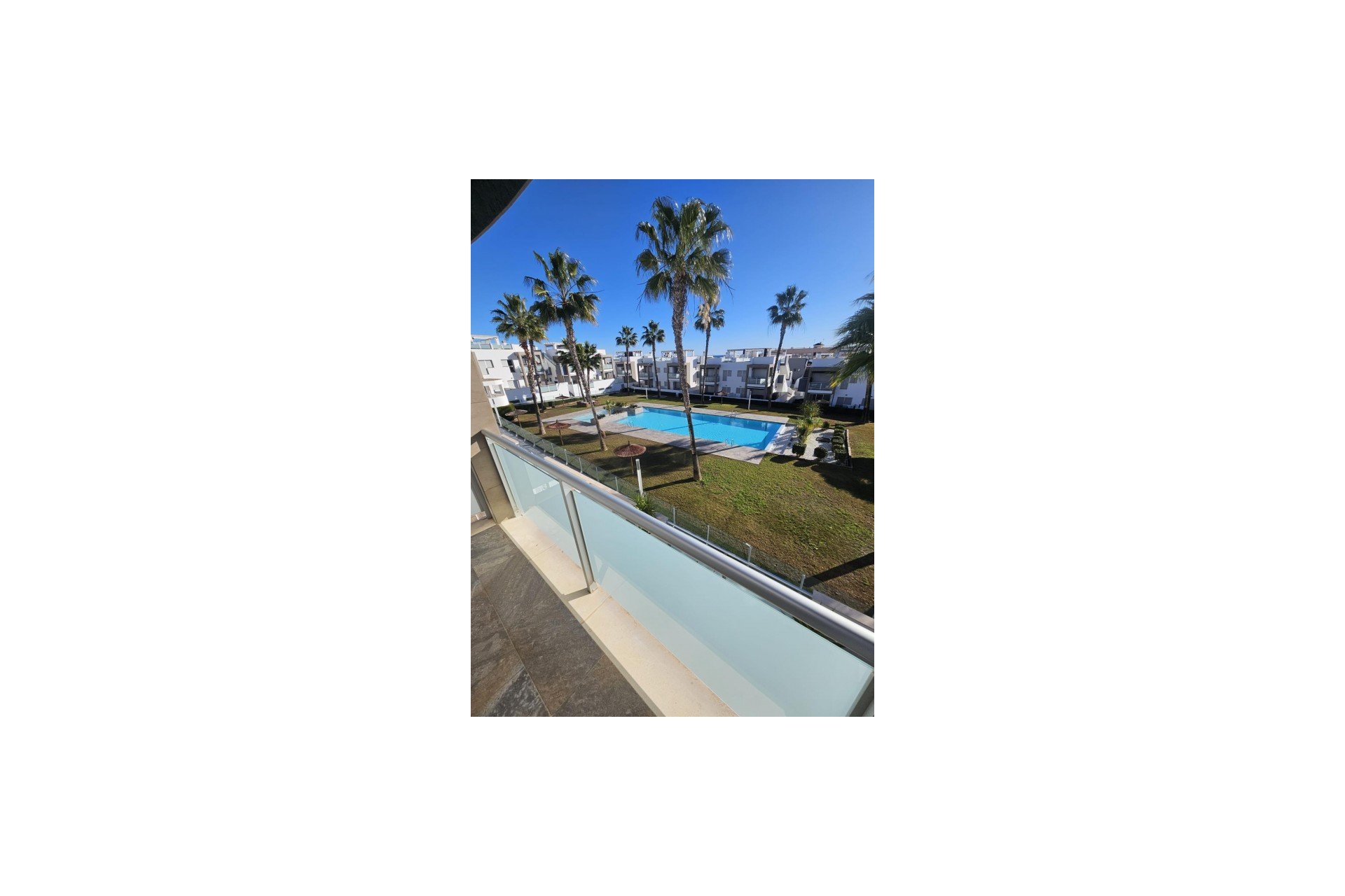 Revente - Villa / Jumelée -
Torrevieja - Costa Blanca