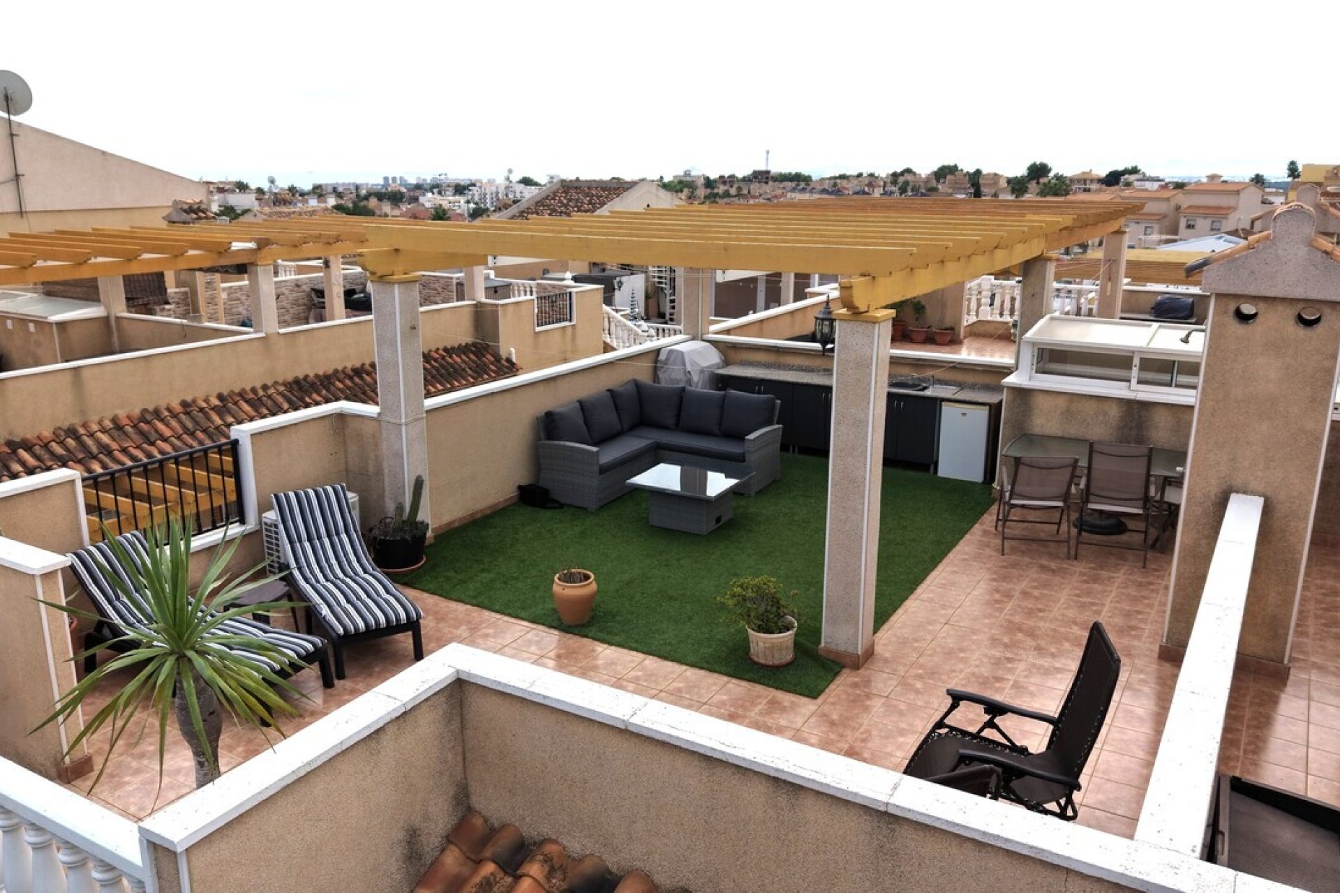 Revente - Villa / Jumelée -
Villamartin - Costa Blanca