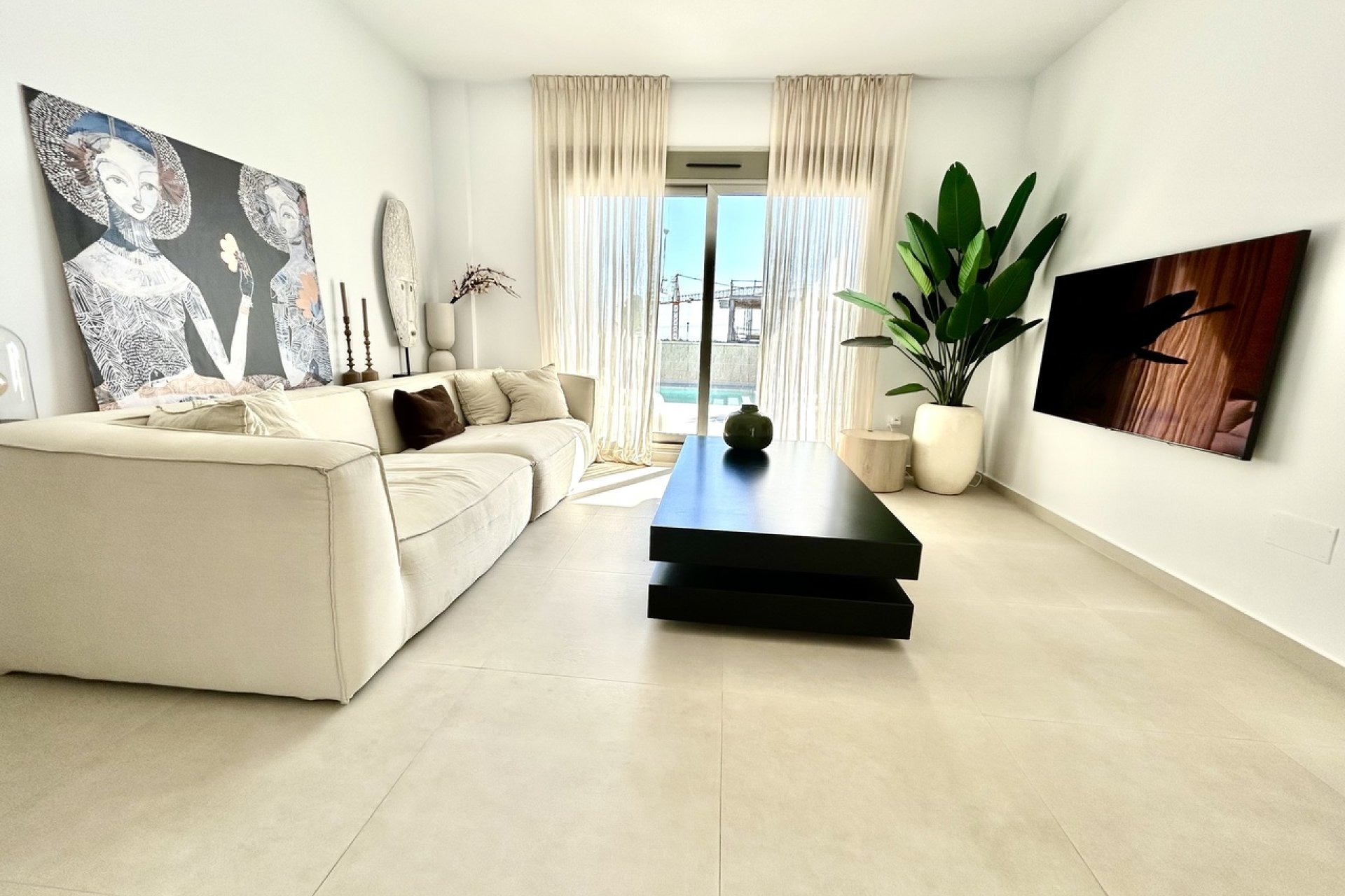 Revente - Villa -
Las Filipinas - Inland