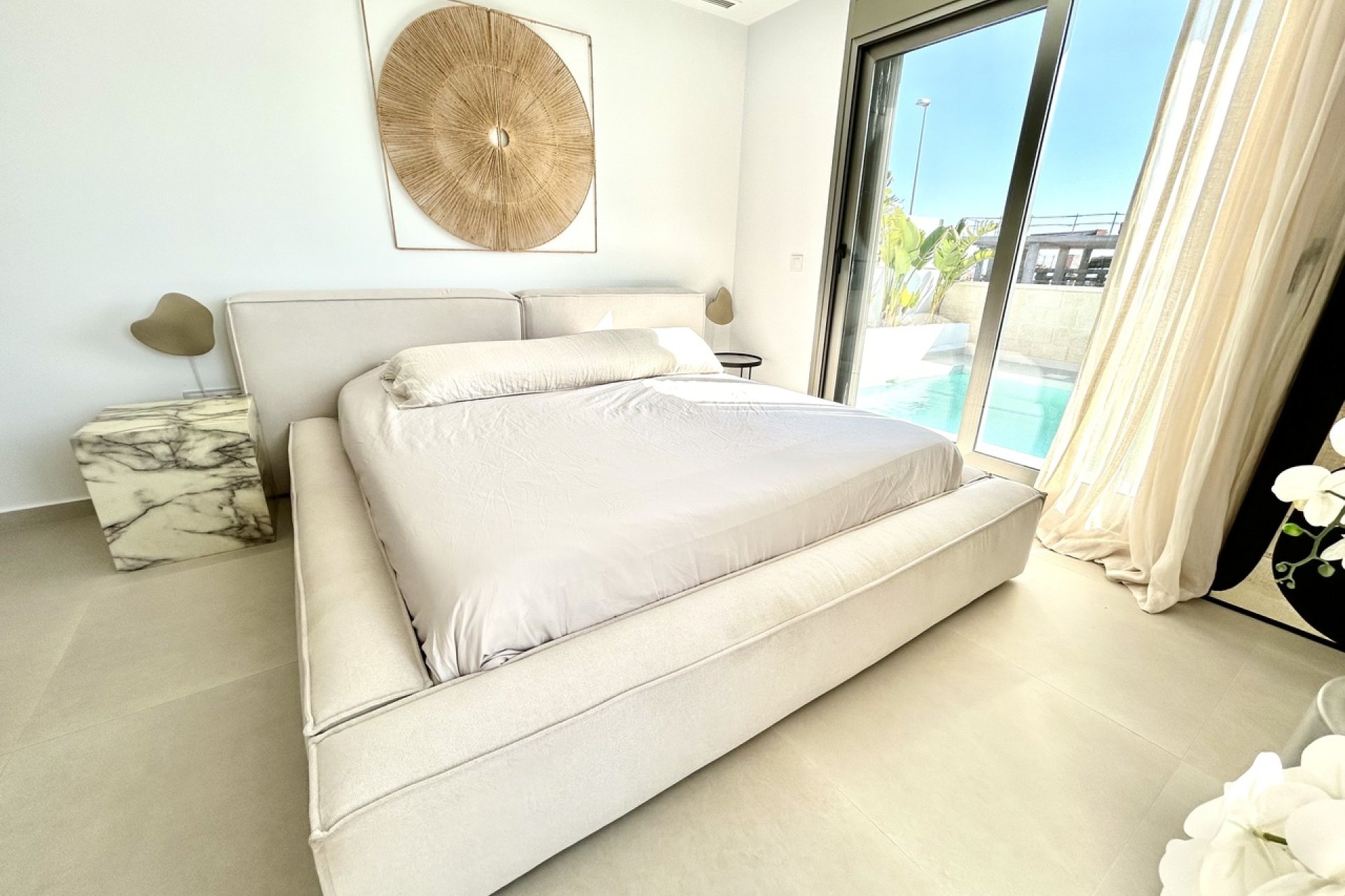 Revente - Villa -
Las Filipinas - Inland