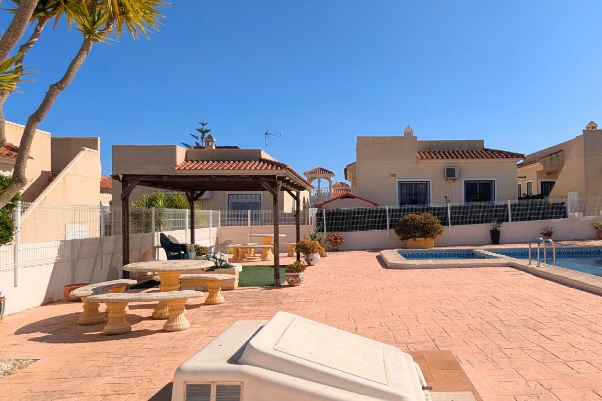 Revente - Villa -
Lo Crispin - Inland