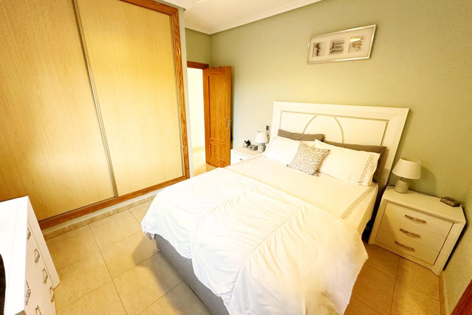 Revente - Villa -
Lo Santiago - Inland