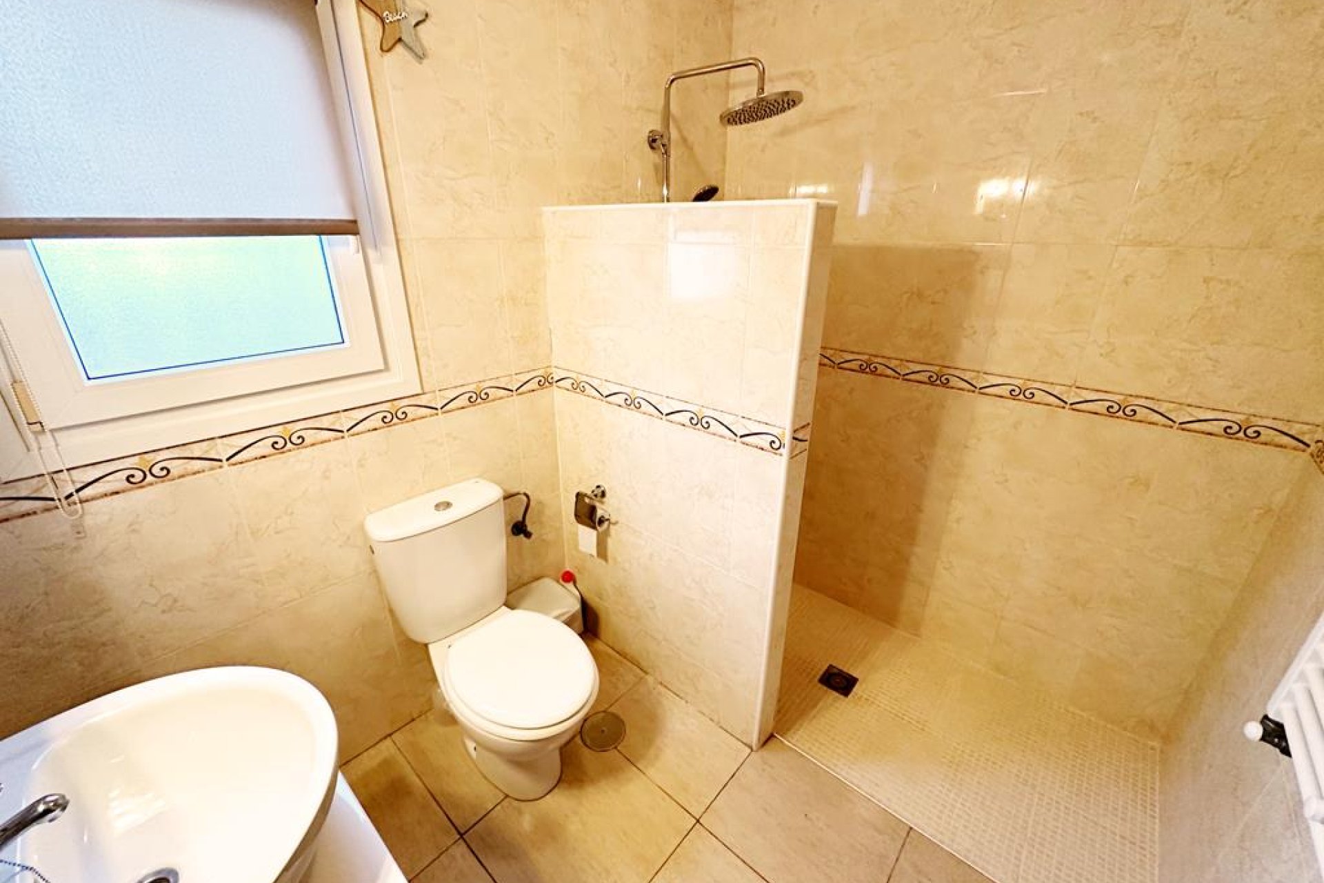 Revente - Villa -
Lo Santiago - Inland