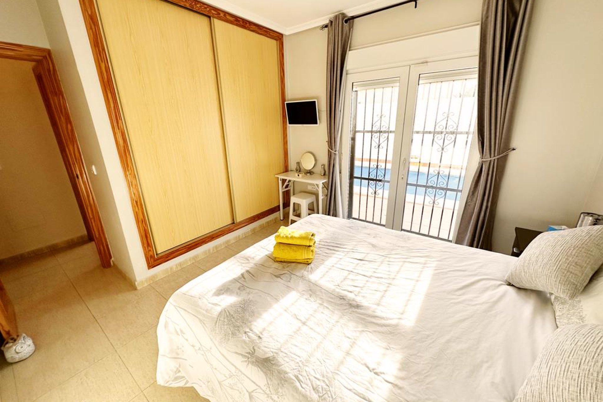 Revente - Villa -
Lo Santiago - Inland