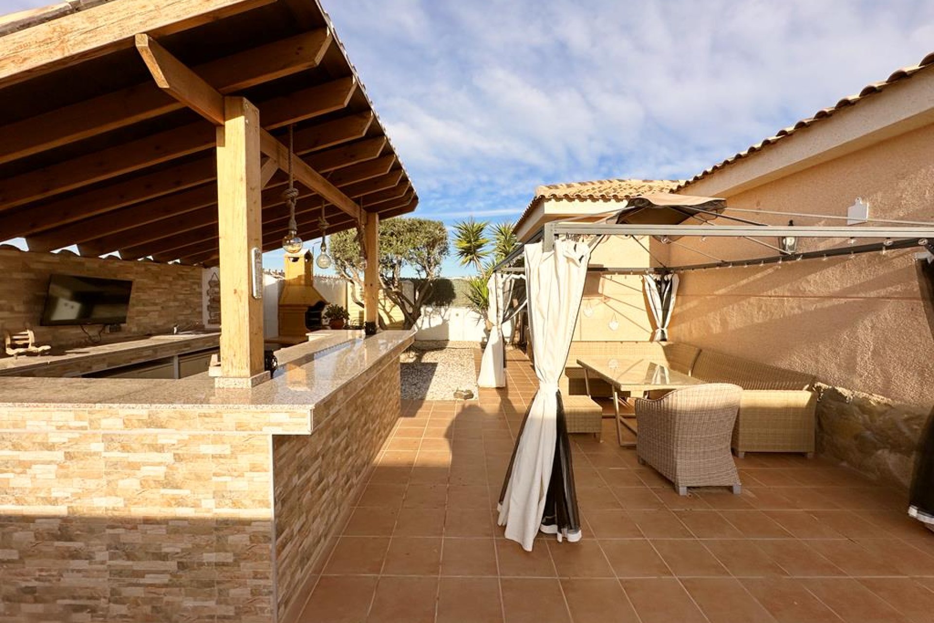 Revente - Villa -
Lo Santiago - Inland