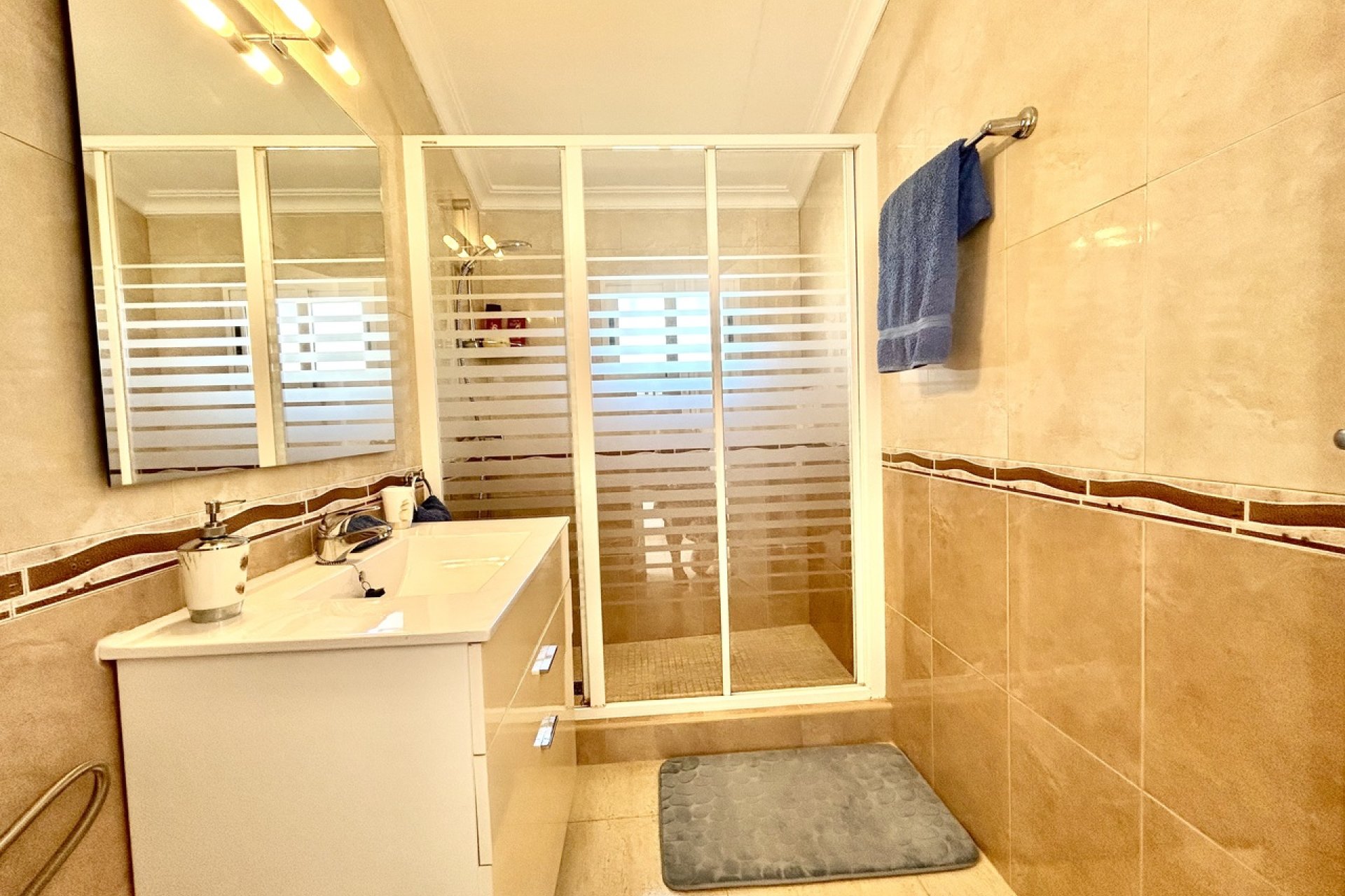 Revente - Villa -
Los Balcones - Costa Blanca