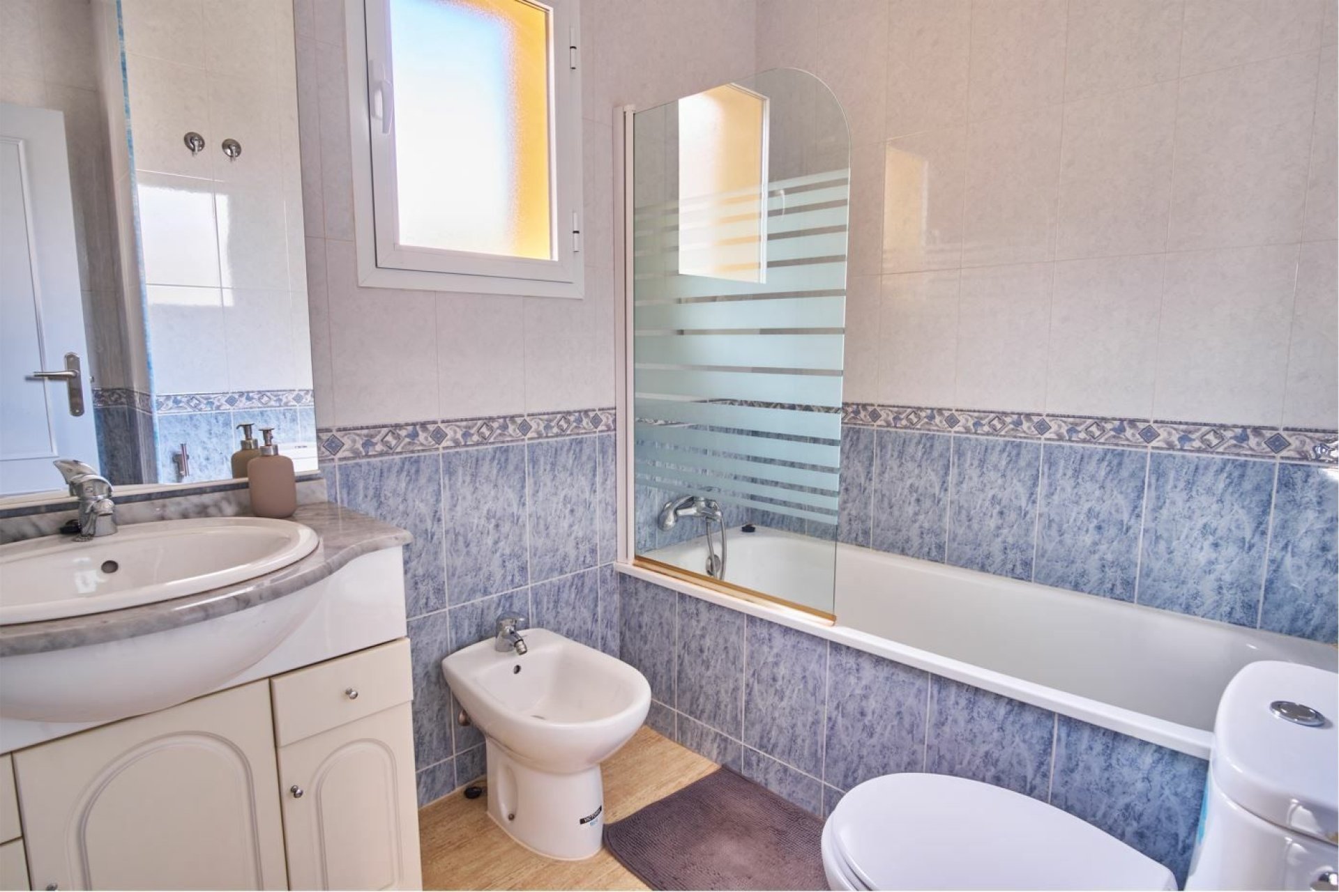 Revente - Villa -
Los Montesinos - Costa Blanca