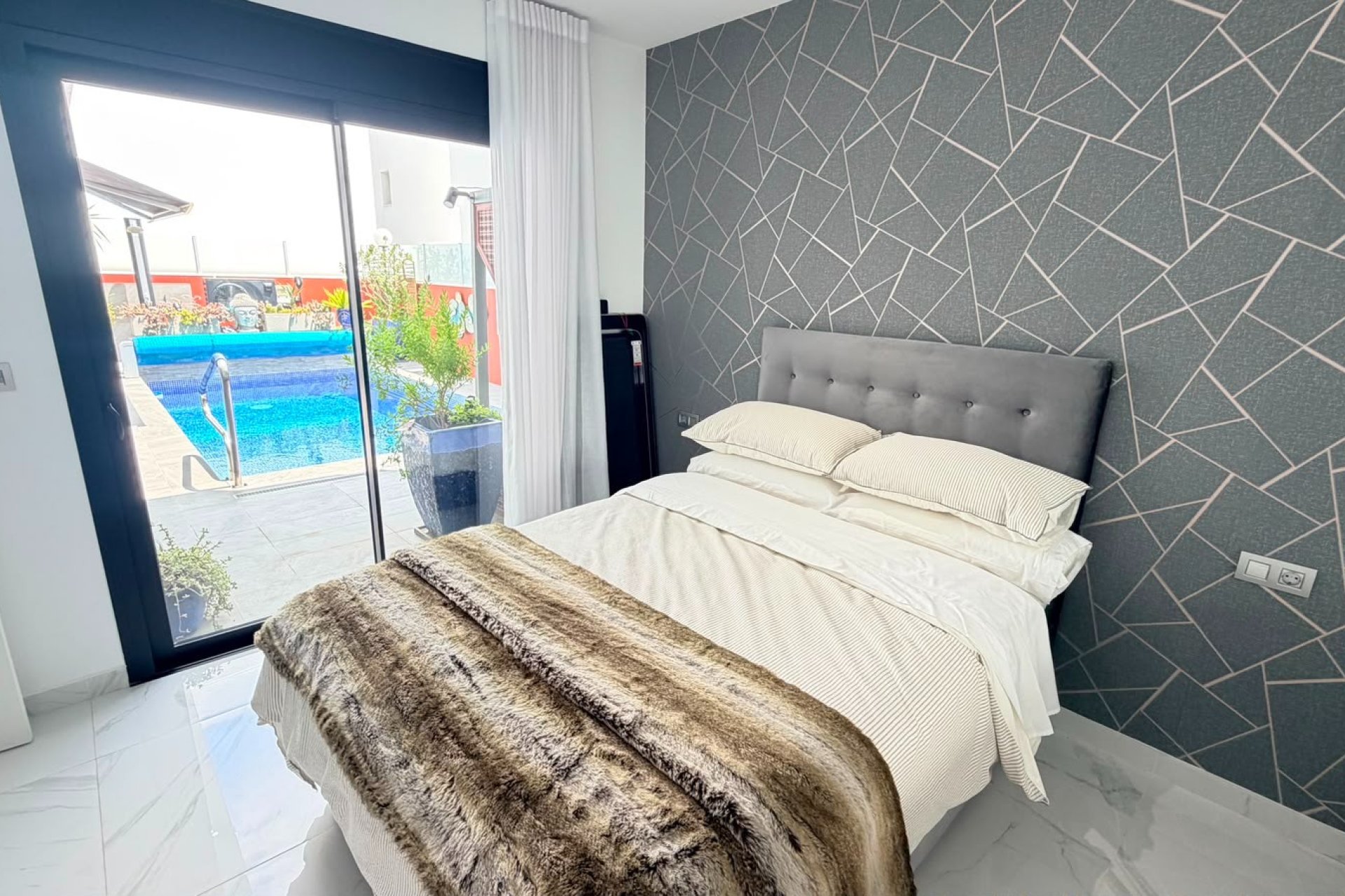 Revente - Villa -
Los Montesinos - Costa Blanca