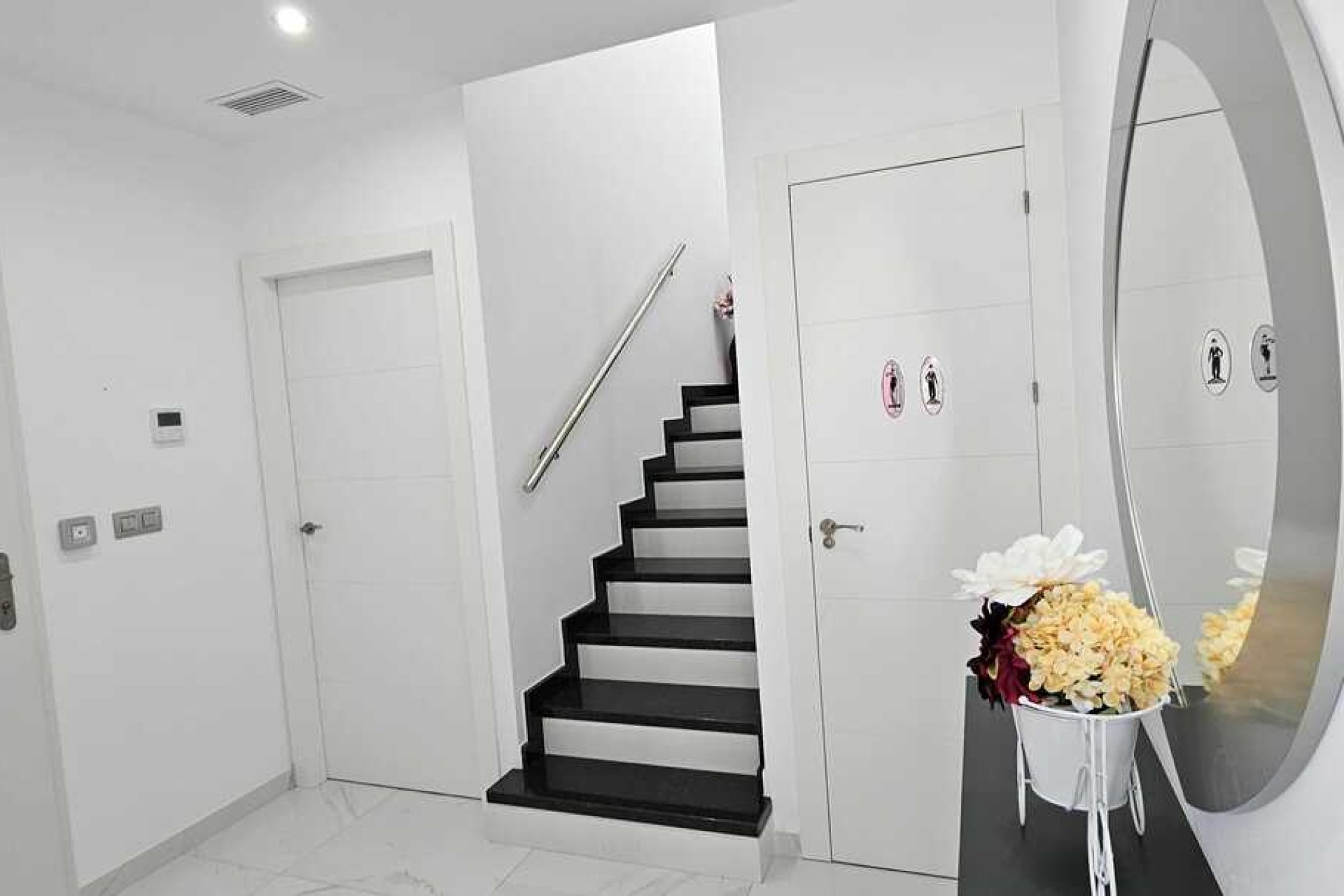 Revente - Villa -
Los Montesinos - Costa Blanca