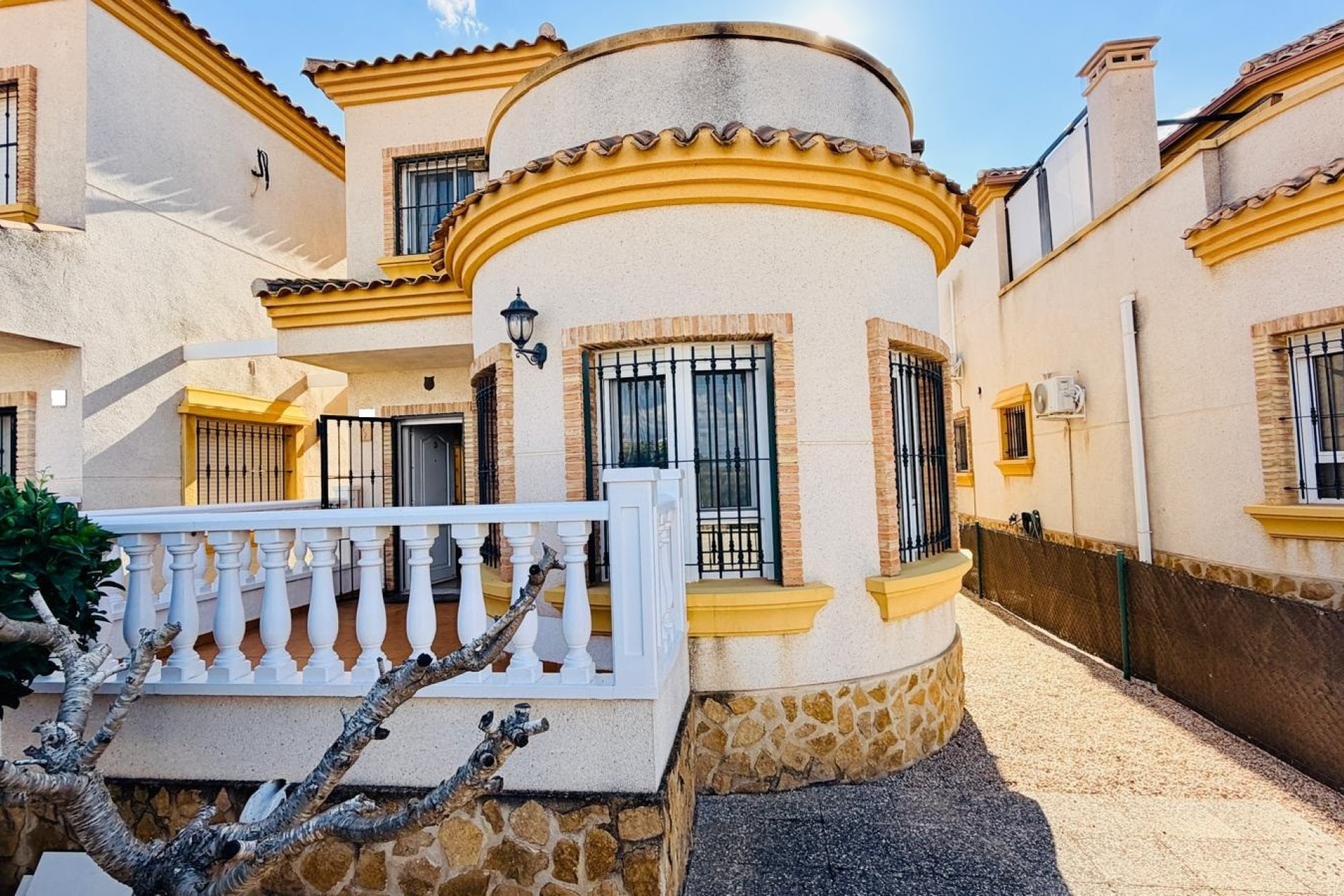 Revente - Villa -
Los Montesinos - Costa Blanca