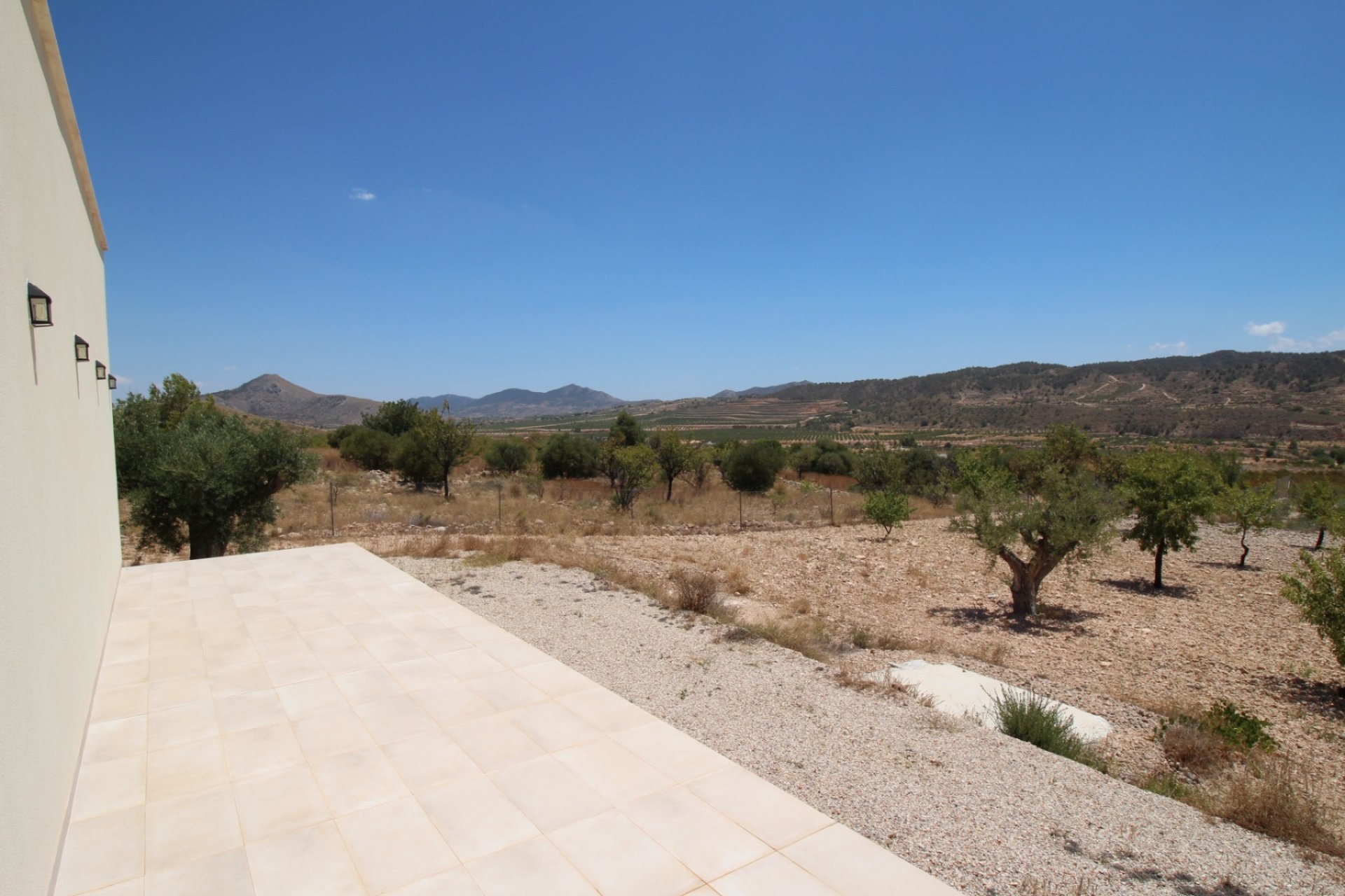 Revente - Villa -
Macisvenda - Inland
