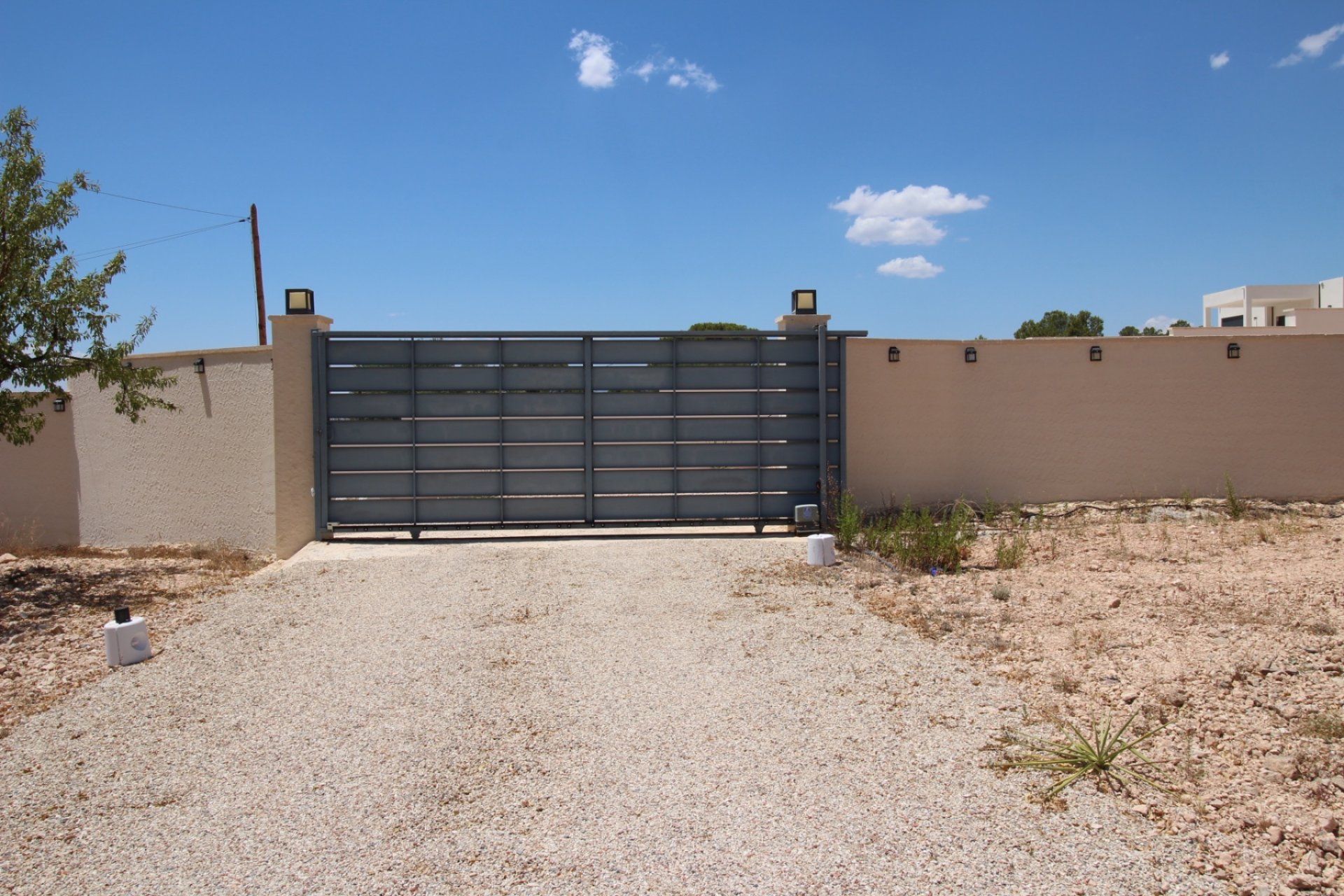 Revente - Villa -
Macisvenda - Inland