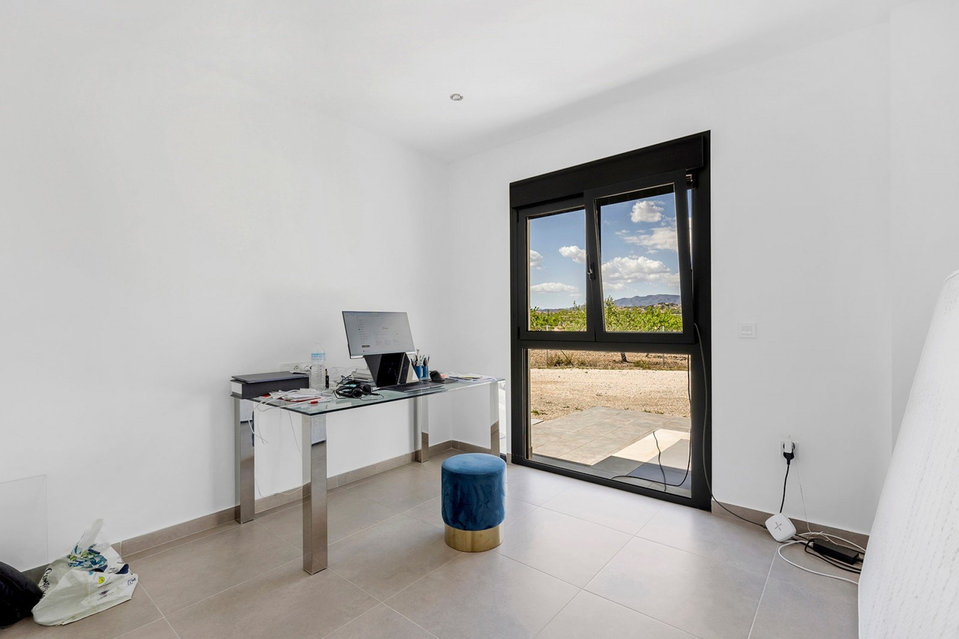 Revente - Villa -
Macisvenda - Inland