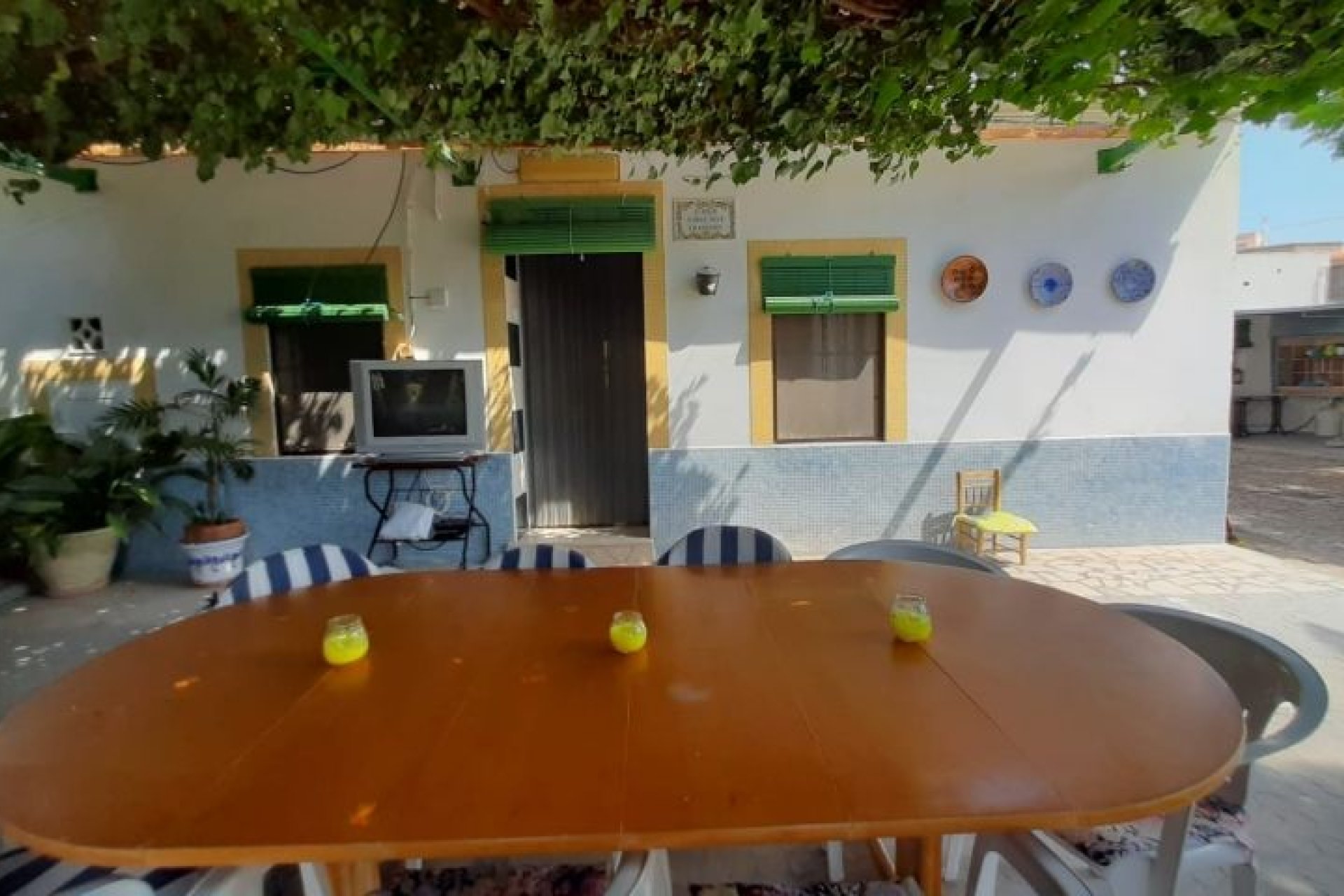 Revente - Villa -
Macisvenda - Inland
