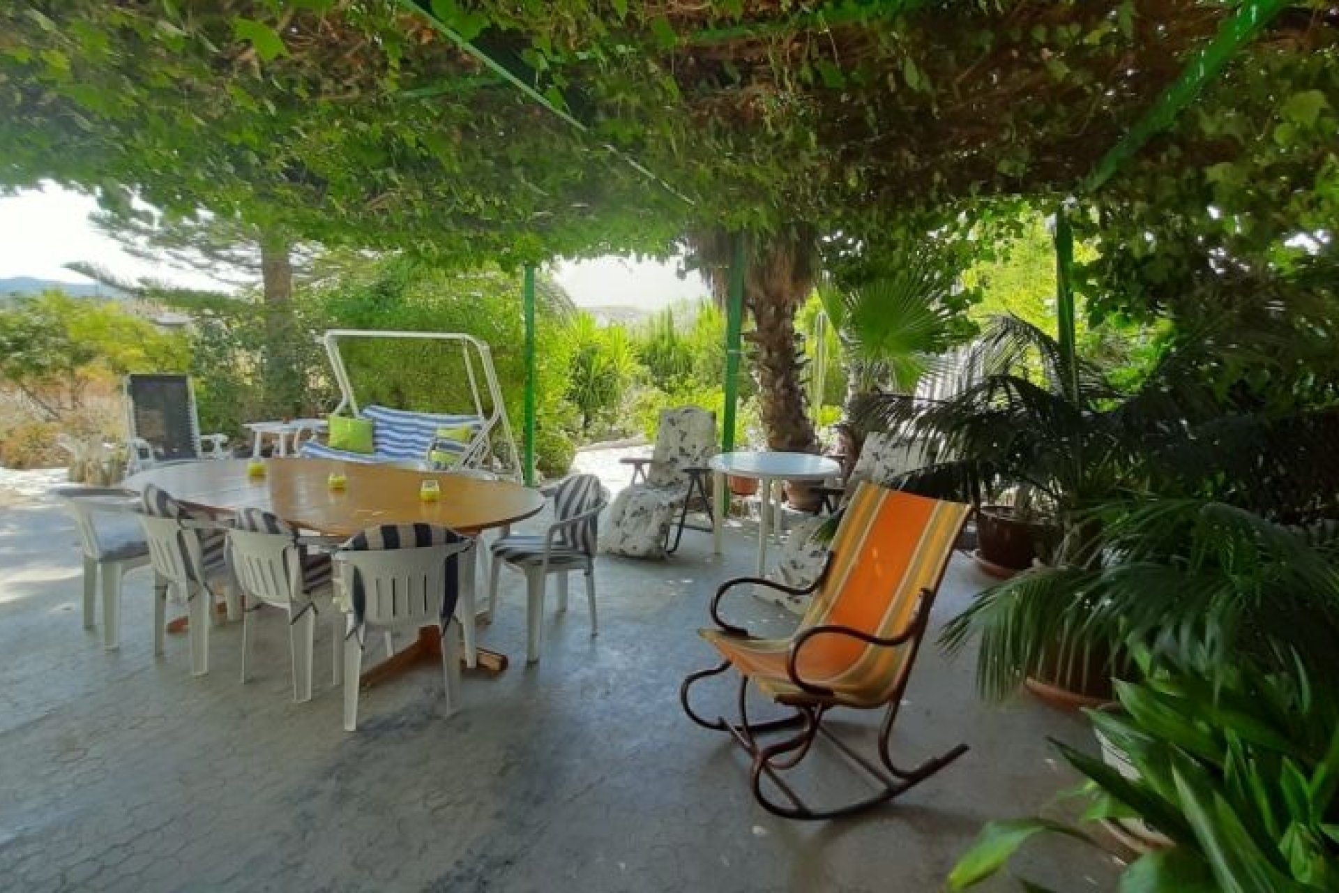 Revente - Villa -
Macisvenda - Inland