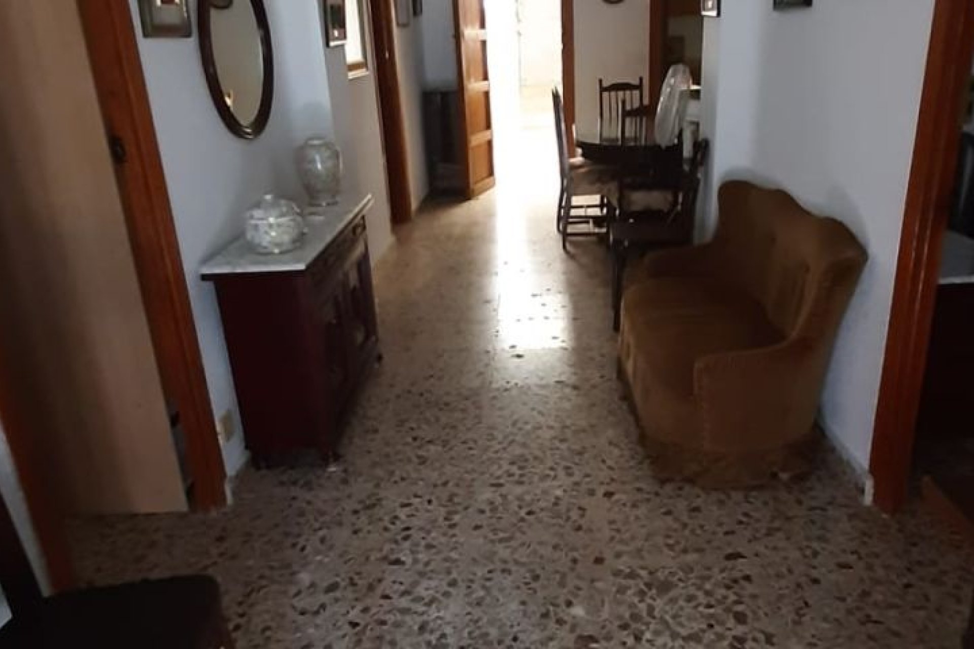 Revente - Villa -
Macisvenda - Inland