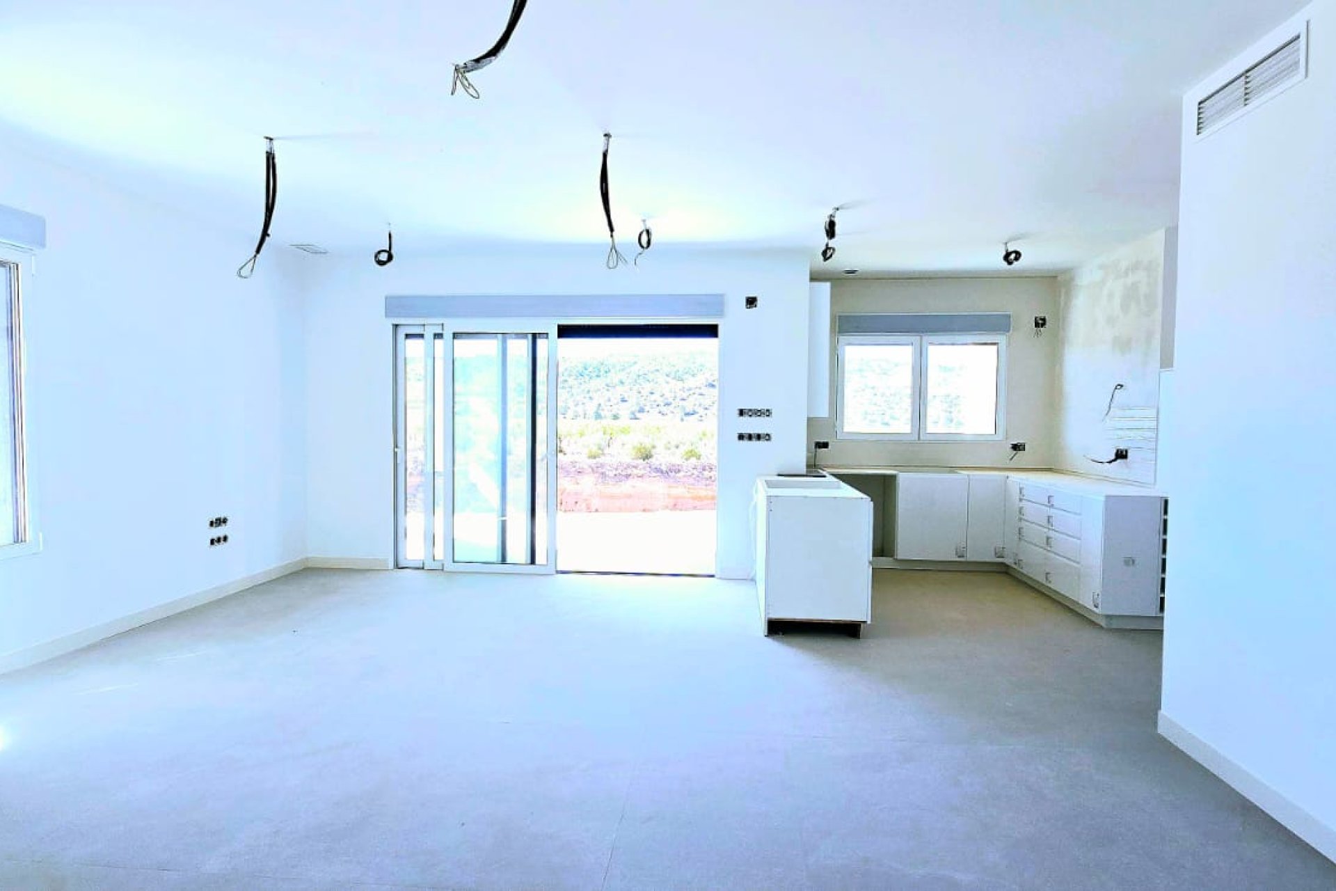 Revente - Villa -
Macisvenda - Inland