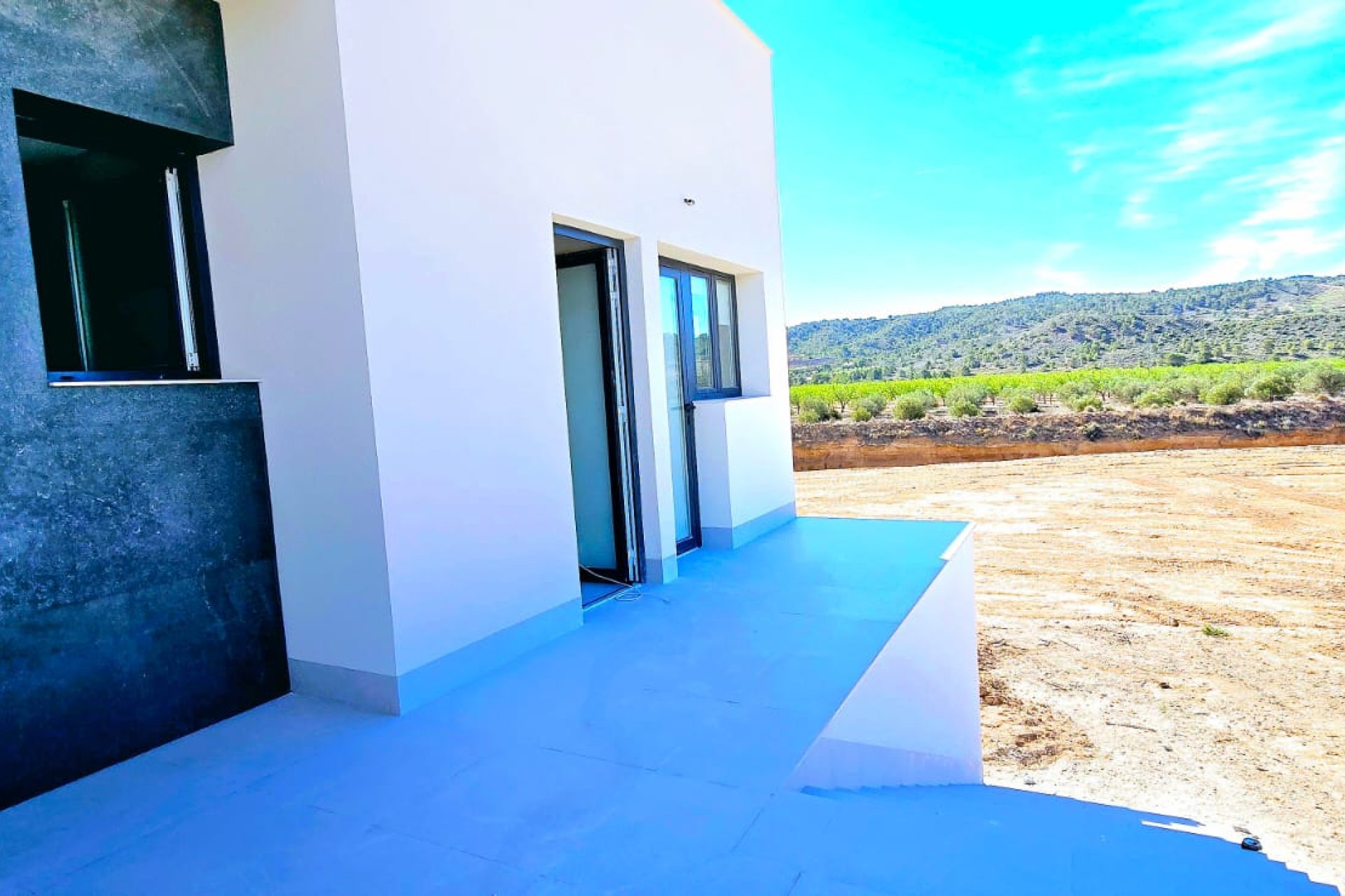 Revente - Villa -
Macisvenda - Inland