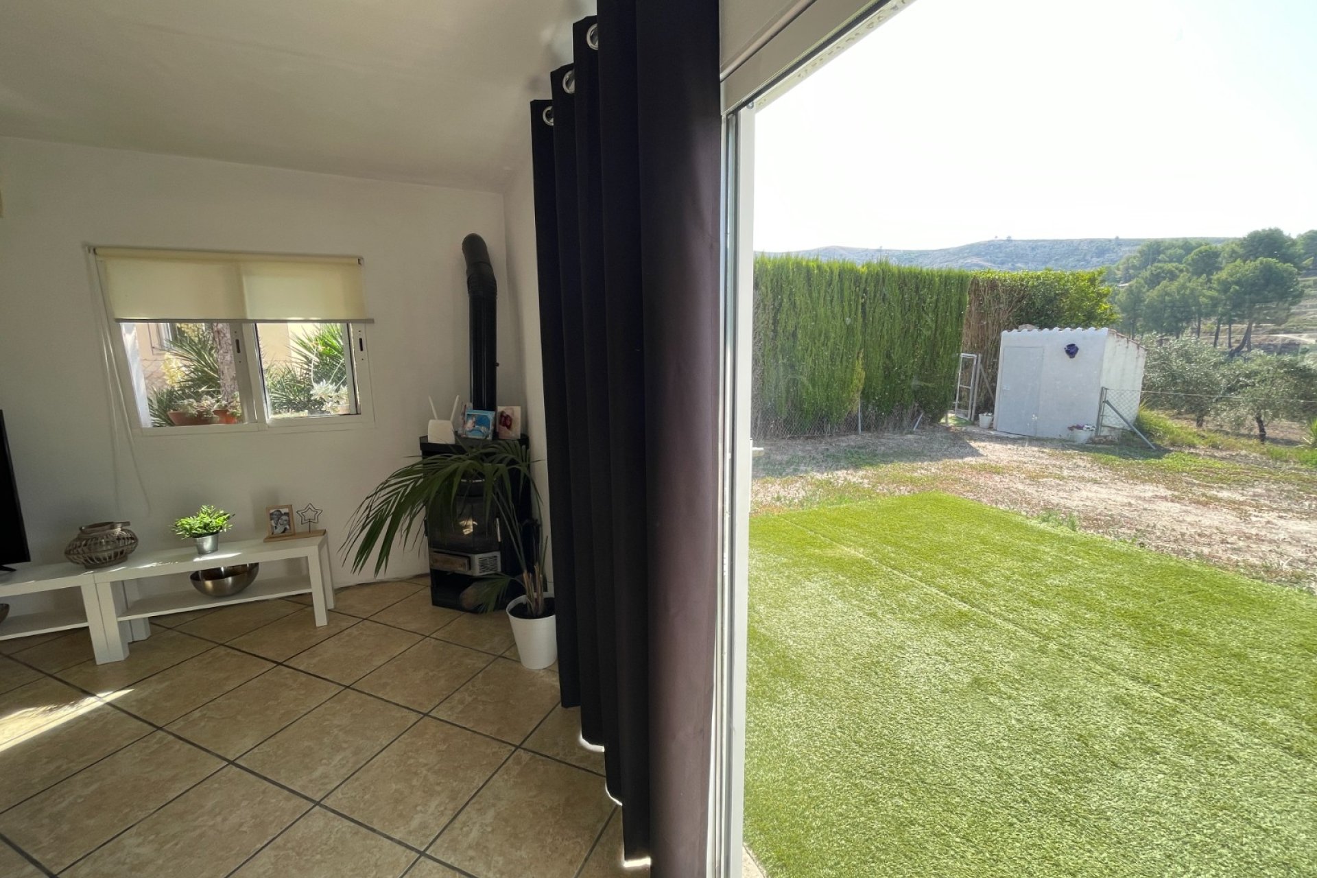 Revente - Villa -
Millena - Inland