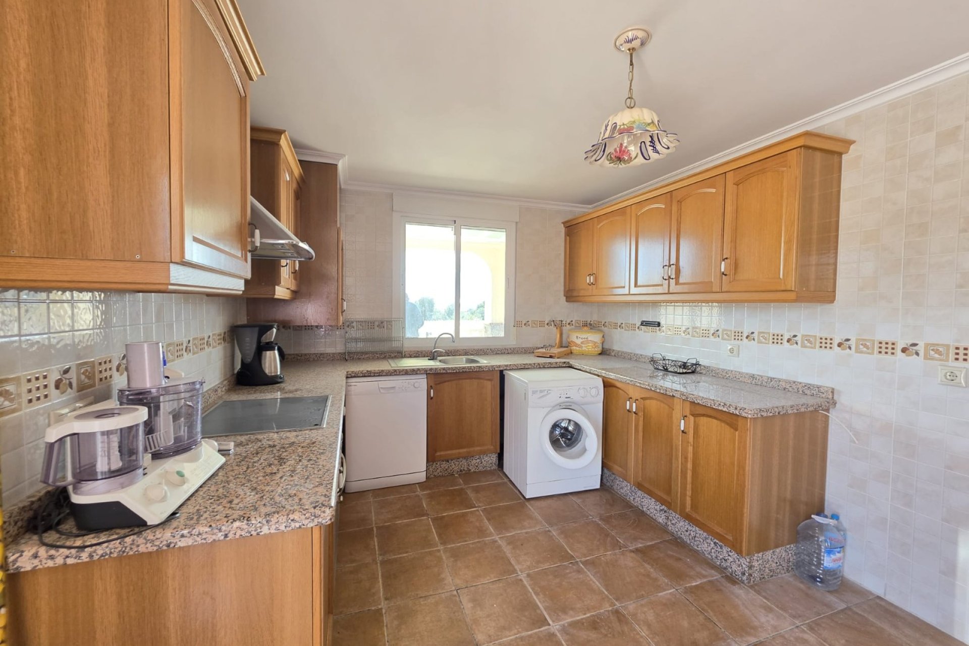 Revente - Villa -
Monóvar/Monóver - Inland