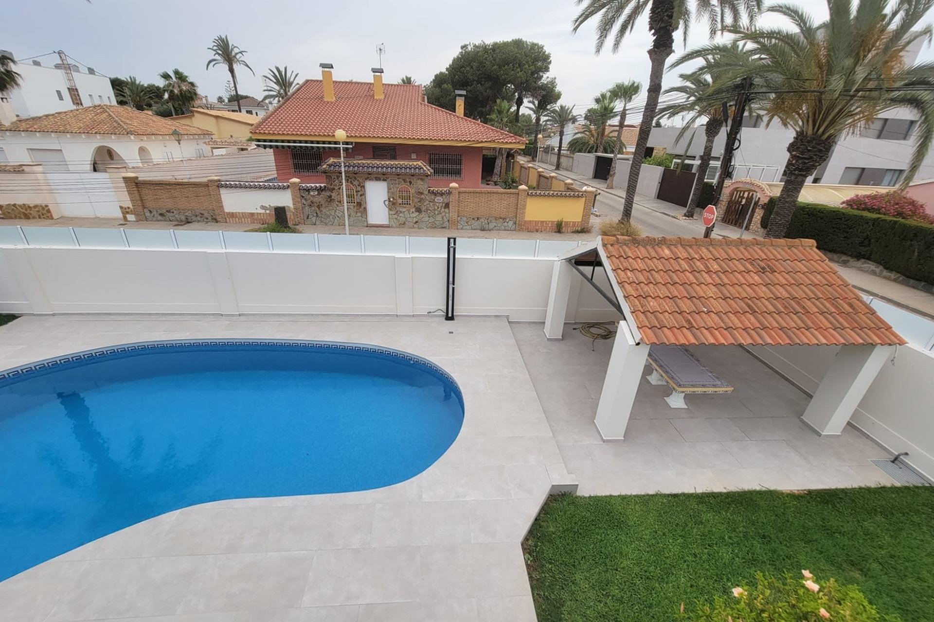 Revente - Villa -
Orihuela Costa - Cabo Roig