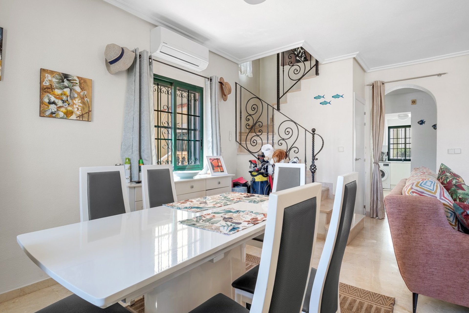 Revente - Villa -
Orihuela Costa - Costa Blanca