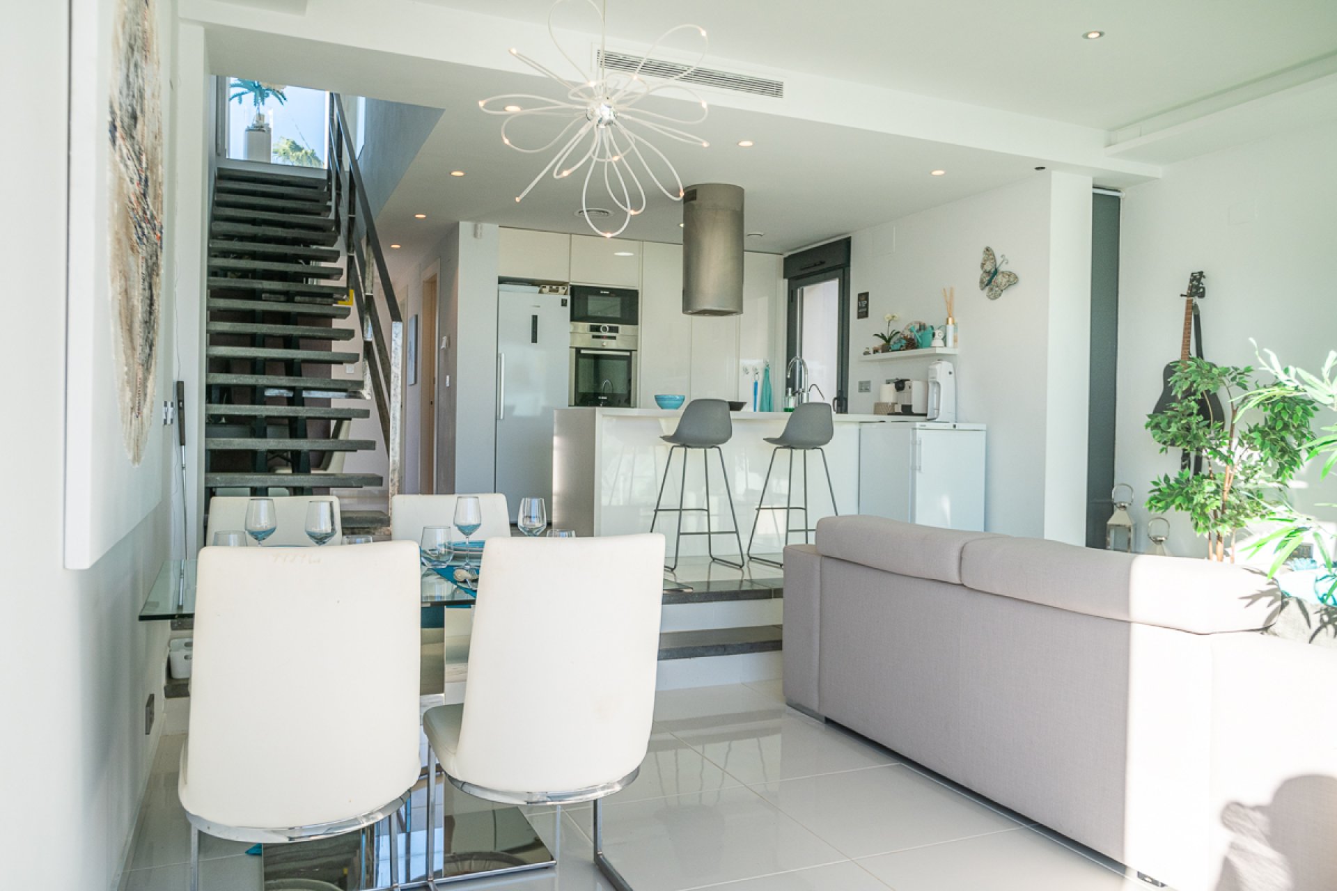 Revente - Villa -
Orihuela Costa - Costa Blanca