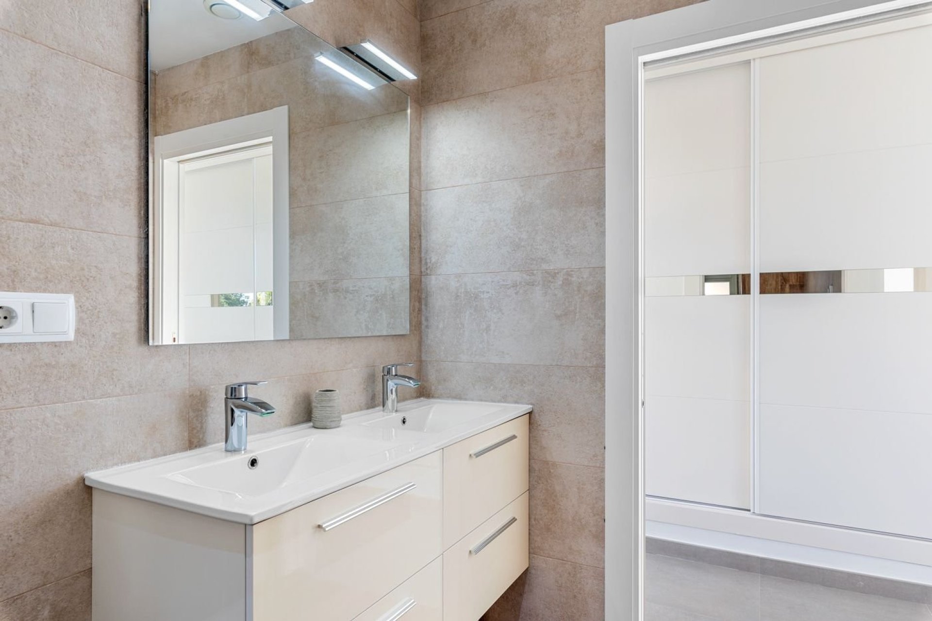 Revente - Villa -
Orihuela Costa - Costa Blanca