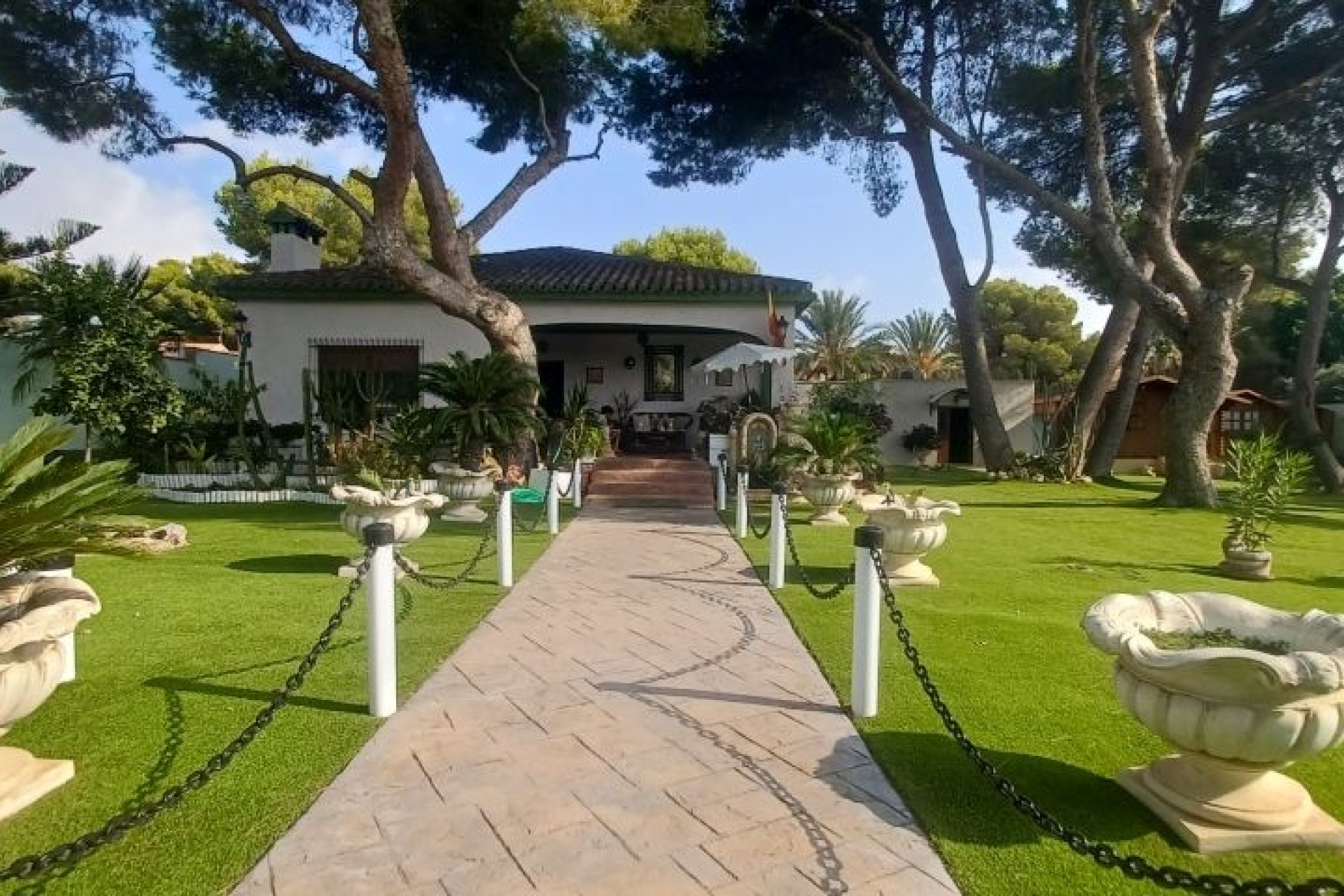 Revente - Villa -
Orihuela Costa - Costa Blanca