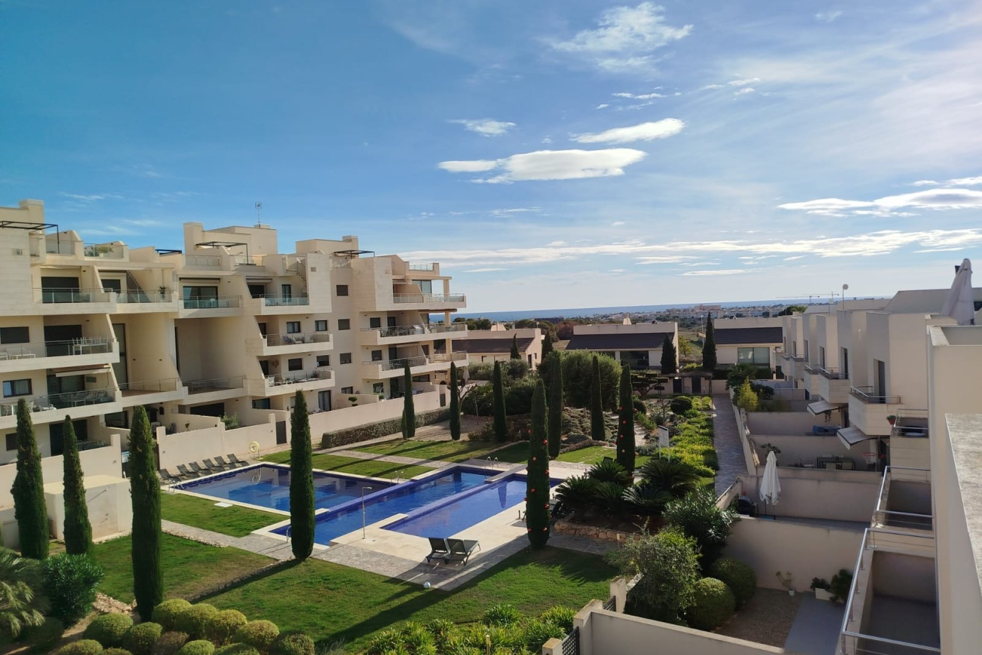 Revente - Villa -
Orihuela Costa - Costa Blanca