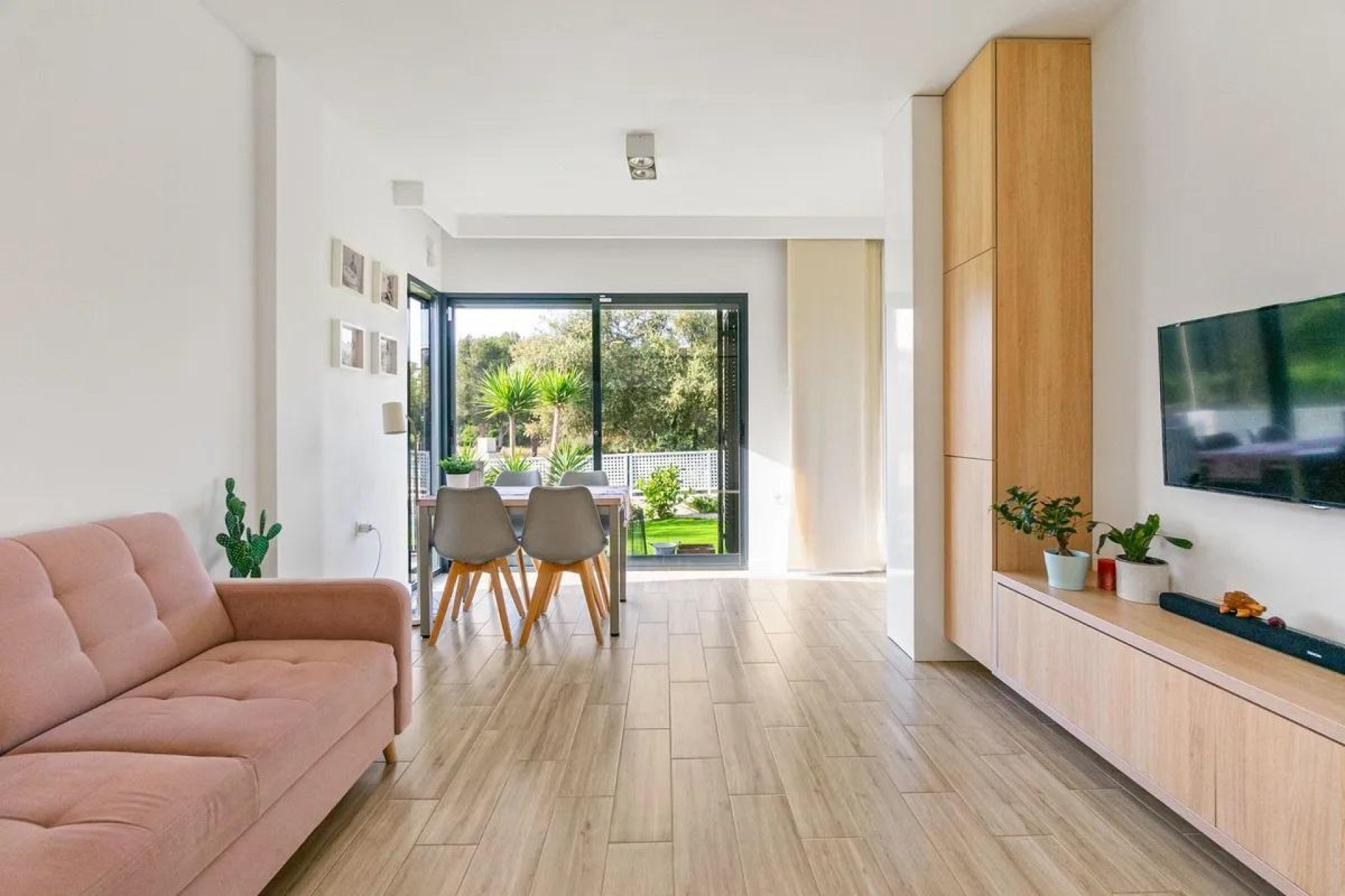 Revente - Villa -
Orihuela Costa - Costa Blanca