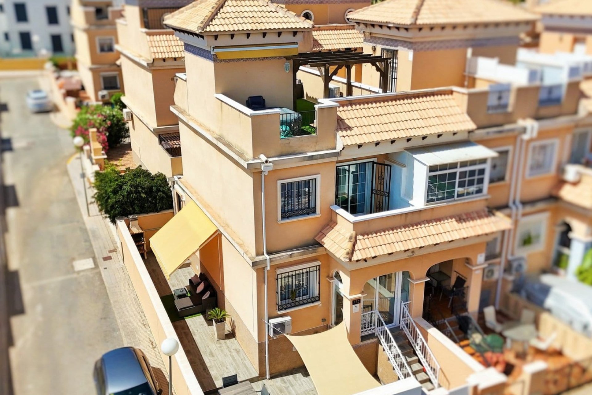 Revente - Villa -
Orihuela Costa - Costa Blanca
