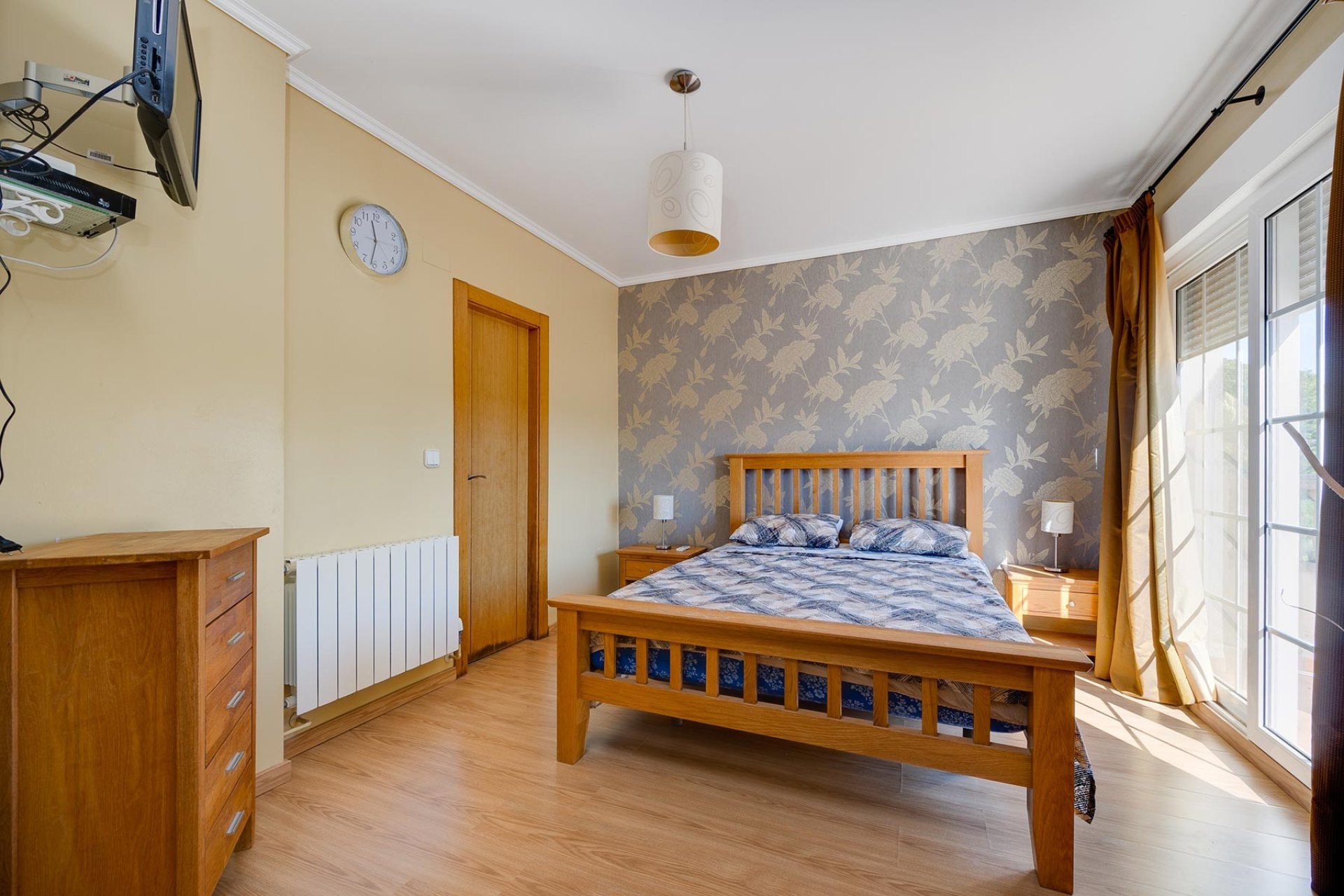 Revente - Villa -
Orihuela Costa - Costa Blanca