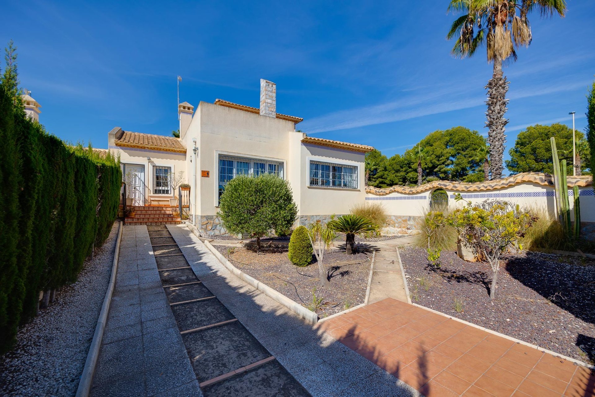 Revente - Villa -
Orihuela Costa - Costa Blanca