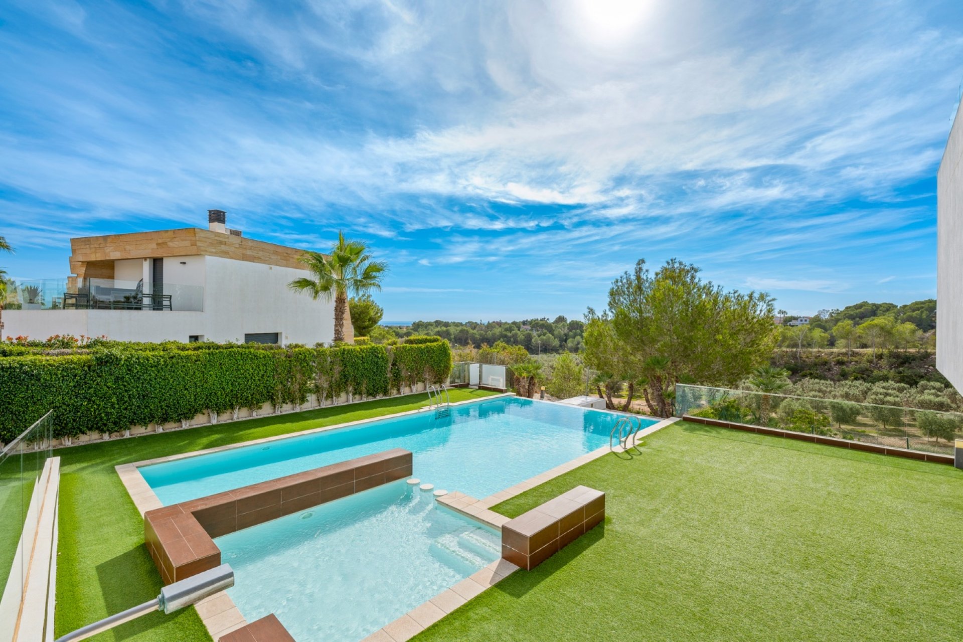 Revente - Villa -
Orihuela Costa - Costa Blanca