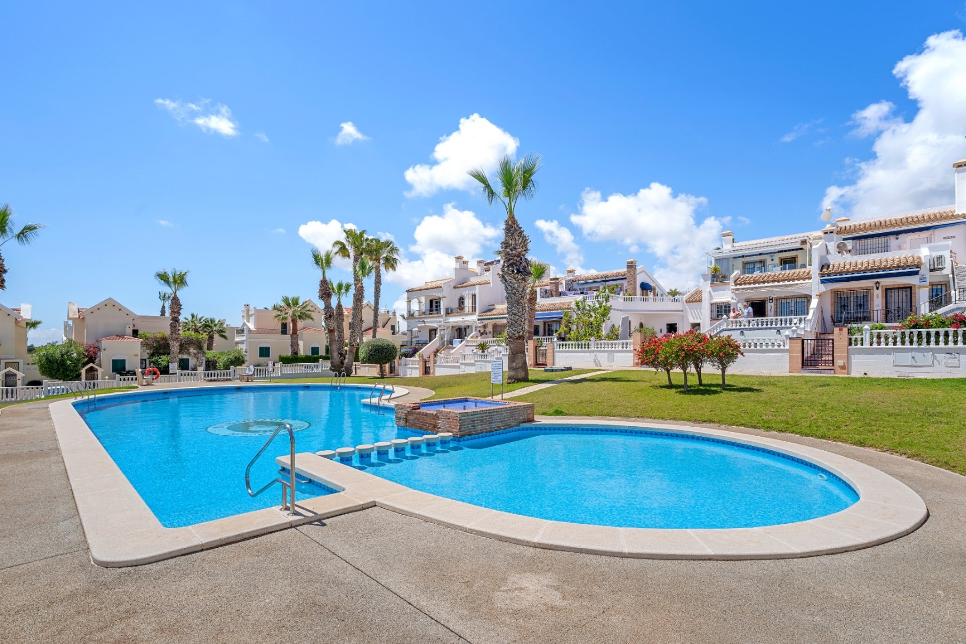 Revente - Villa -
Orihuela Costa - Costa Blanca